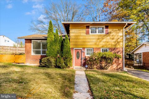 Photo of 11821 Pittson Road, SILVER SPRING, MD 20906 (MLS # MDMC2206312)