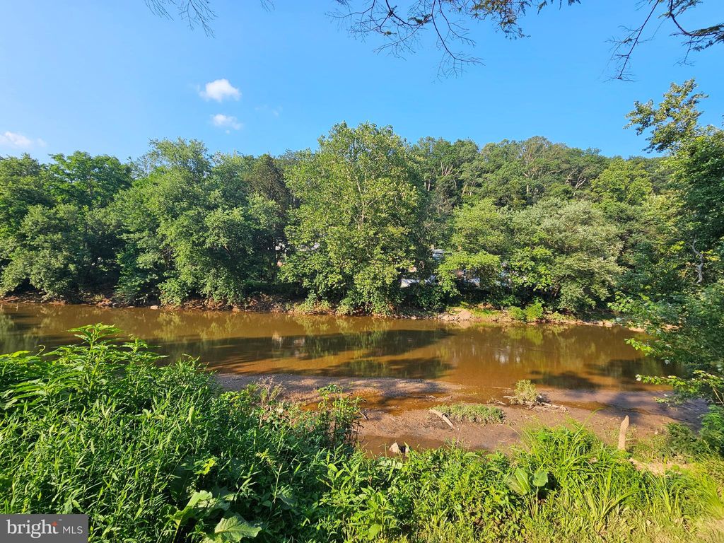 Photo of 244 Pickett Road, DOVER, PA 17315 (MLS # PAYK2086572)