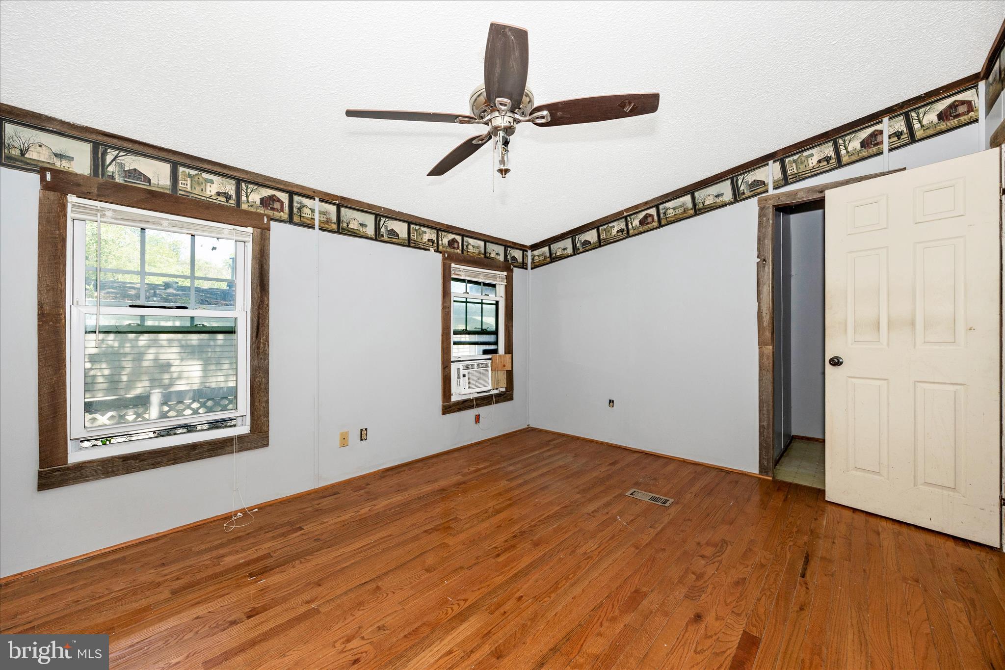 HIGHLAND MANOR - Residential