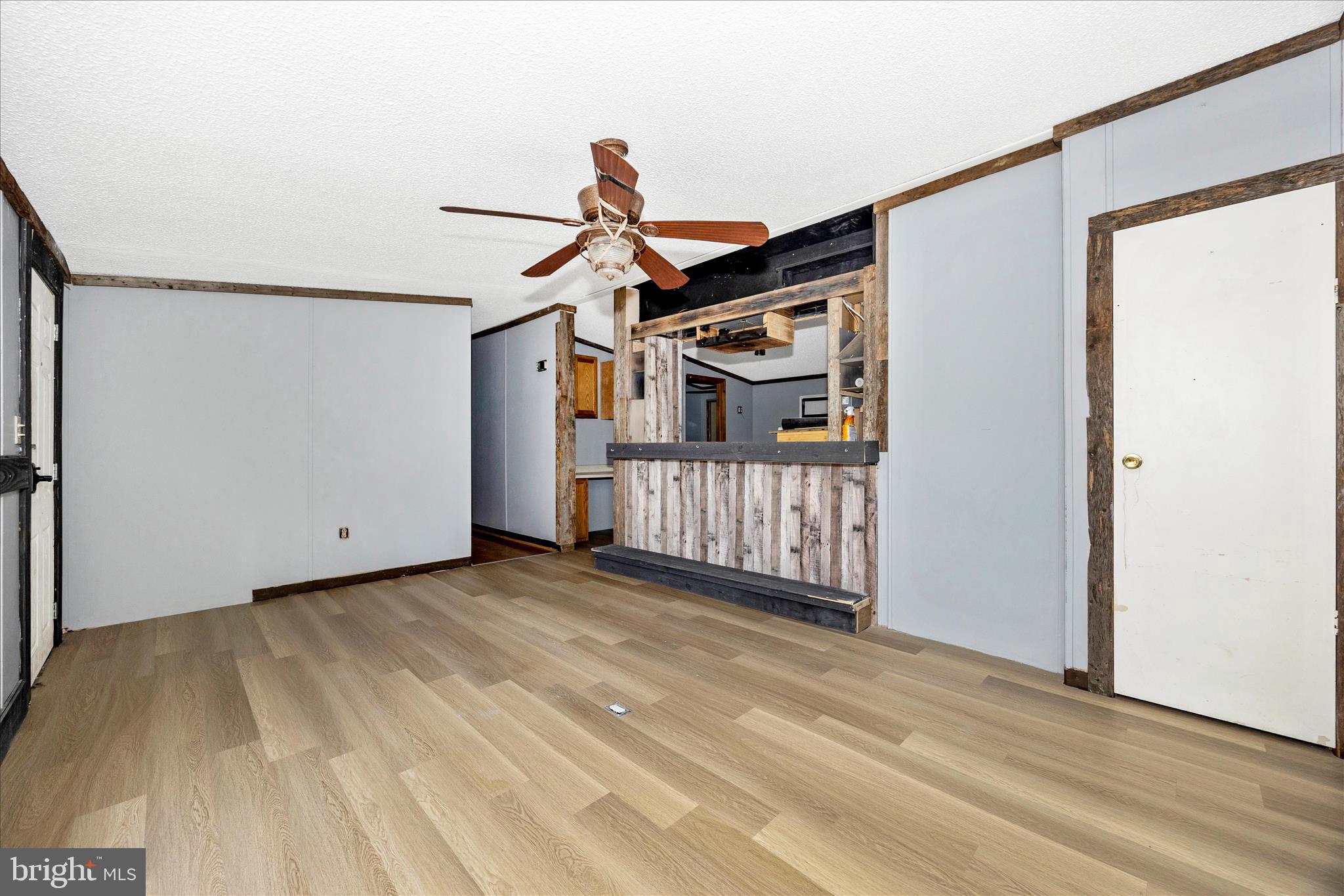 HIGHLAND MANOR - Residential