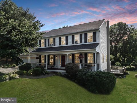 Photo of 82 Brookside Place, Nottingham, PA 19362 (MLS # PALA2054022)