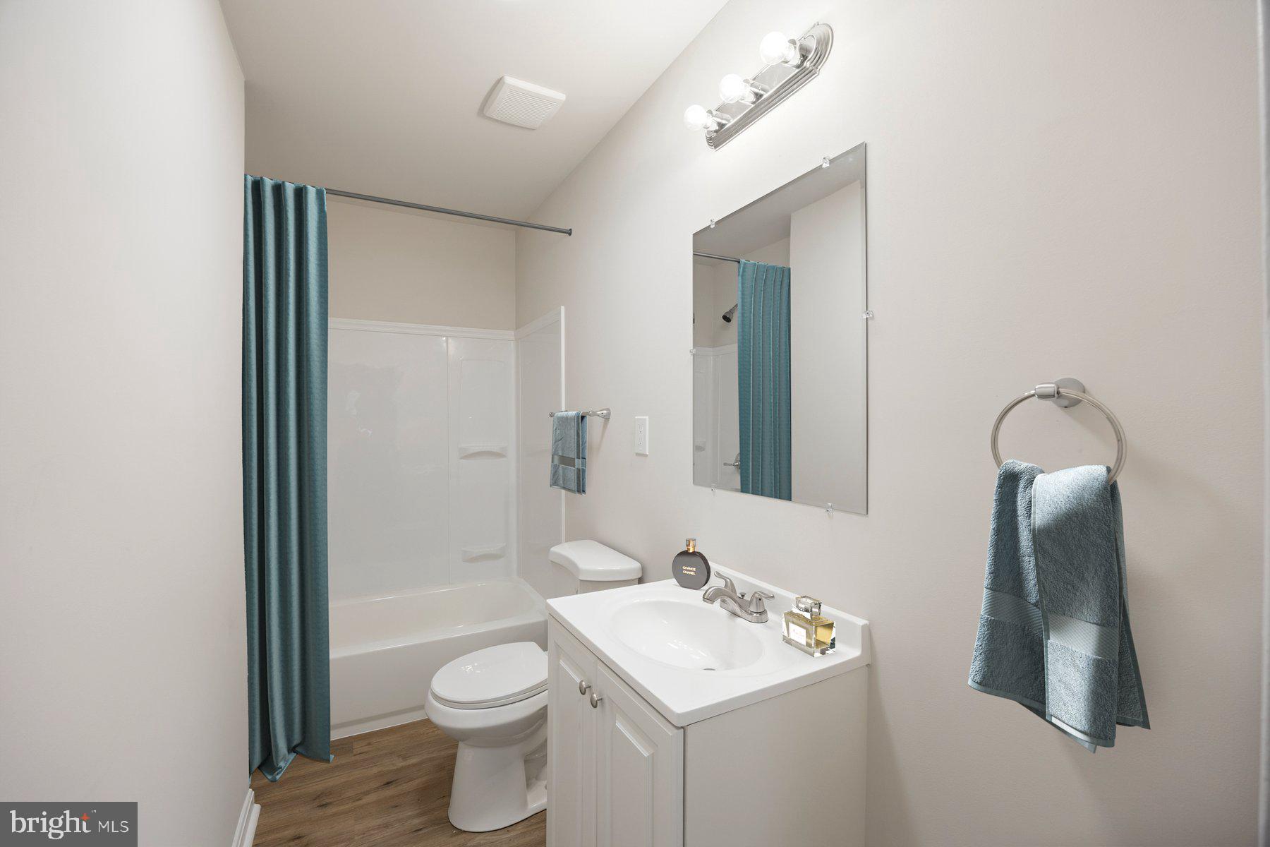 MIDDLE EAST - Residential