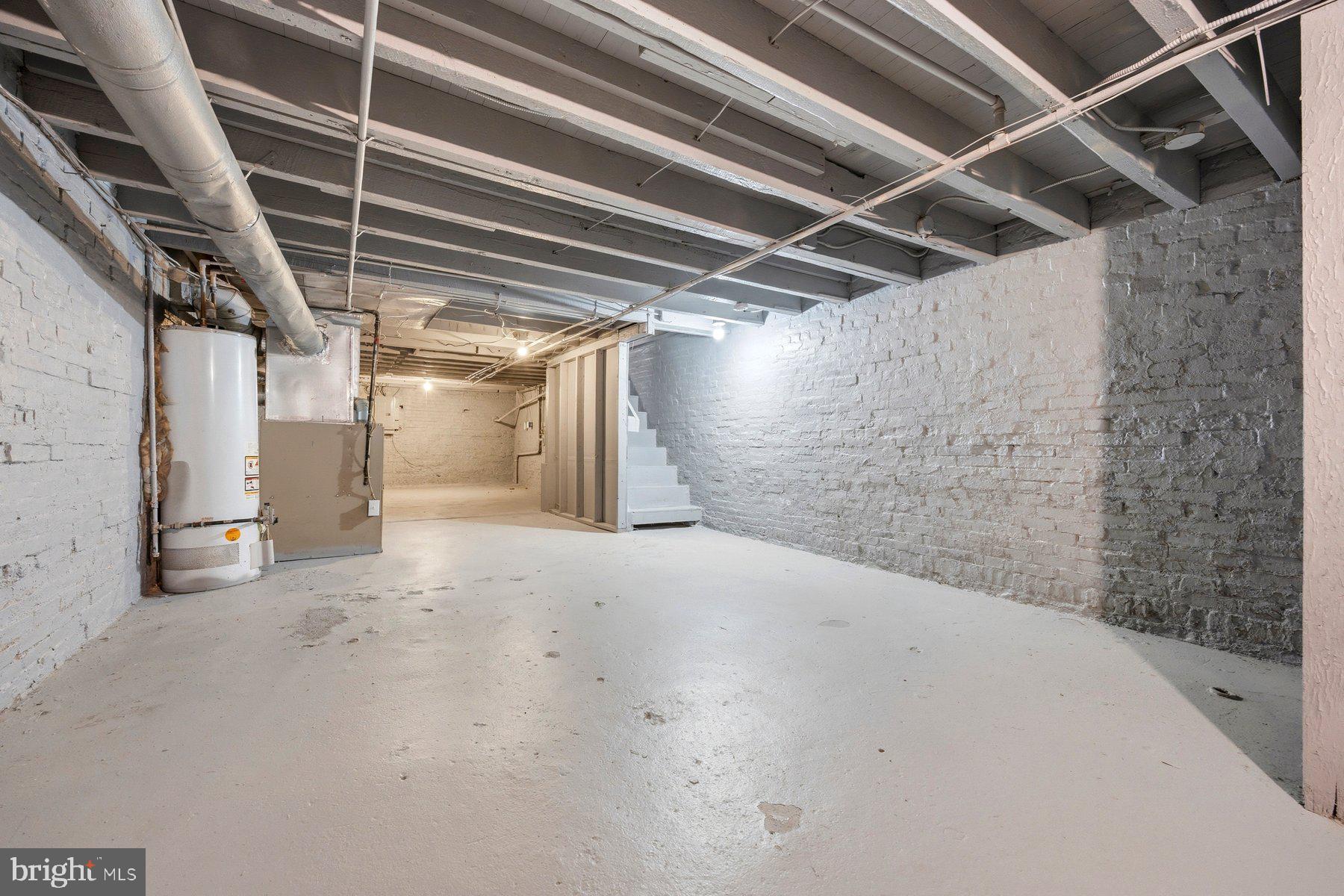 MIDDLE EAST - Residential