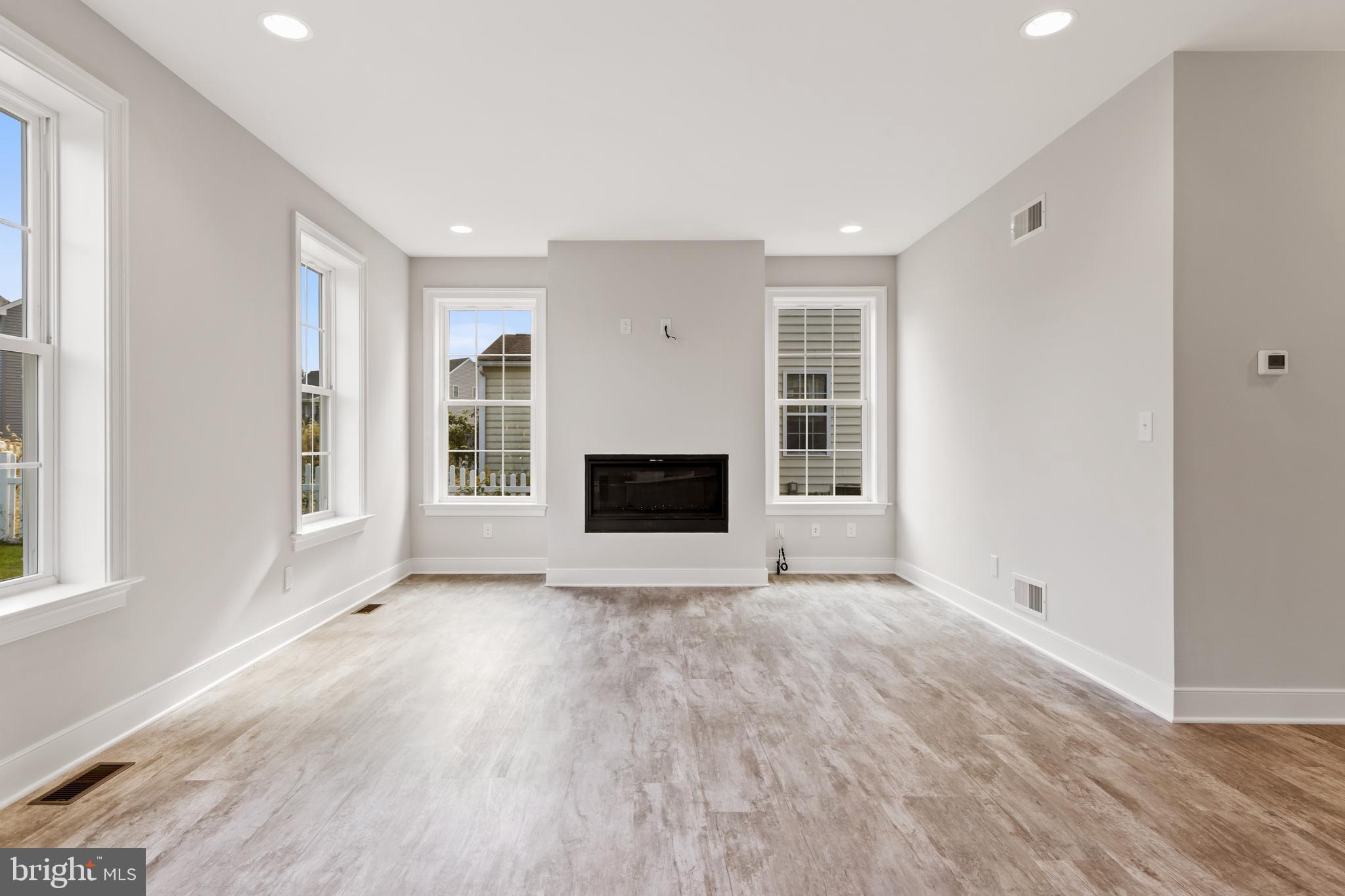 SYCAMORE CROSSING - Residential