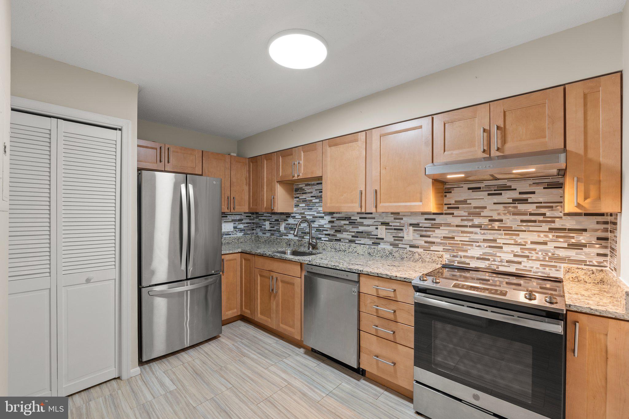 GREENS AT LEISURE WORLD - Residential