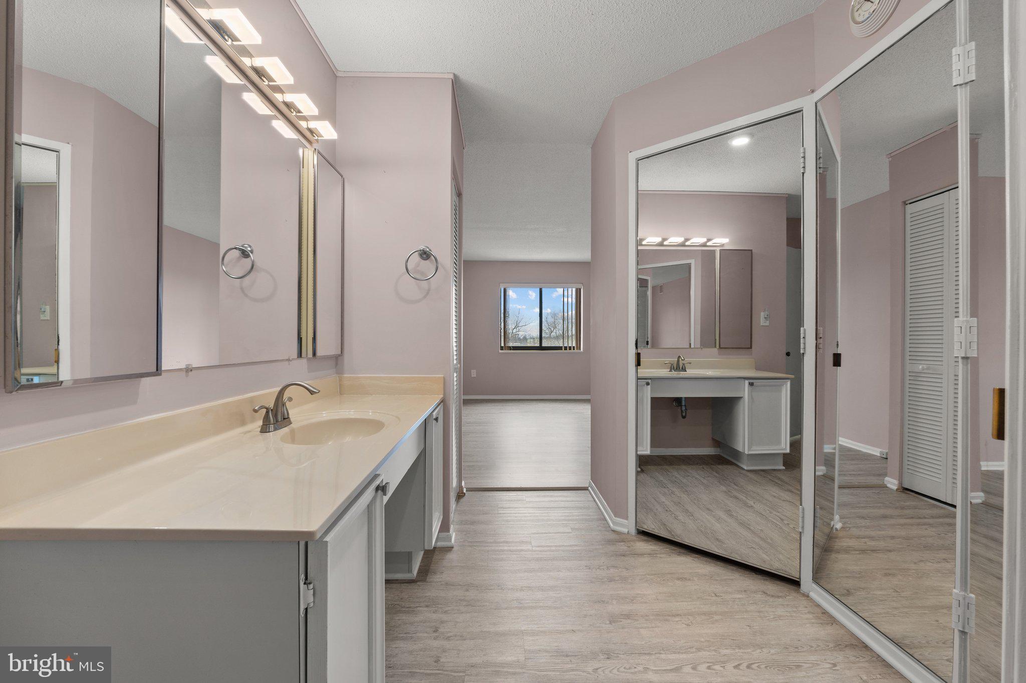 GREENS AT LEISURE WORLD - Residential