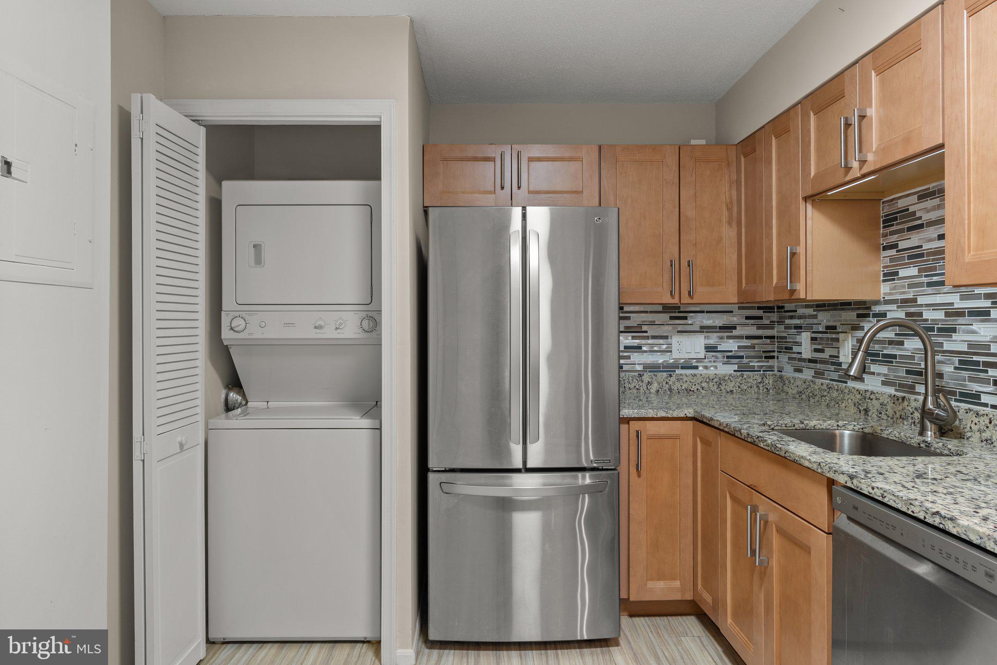 GREENS AT LEISURE WORLD - Residential