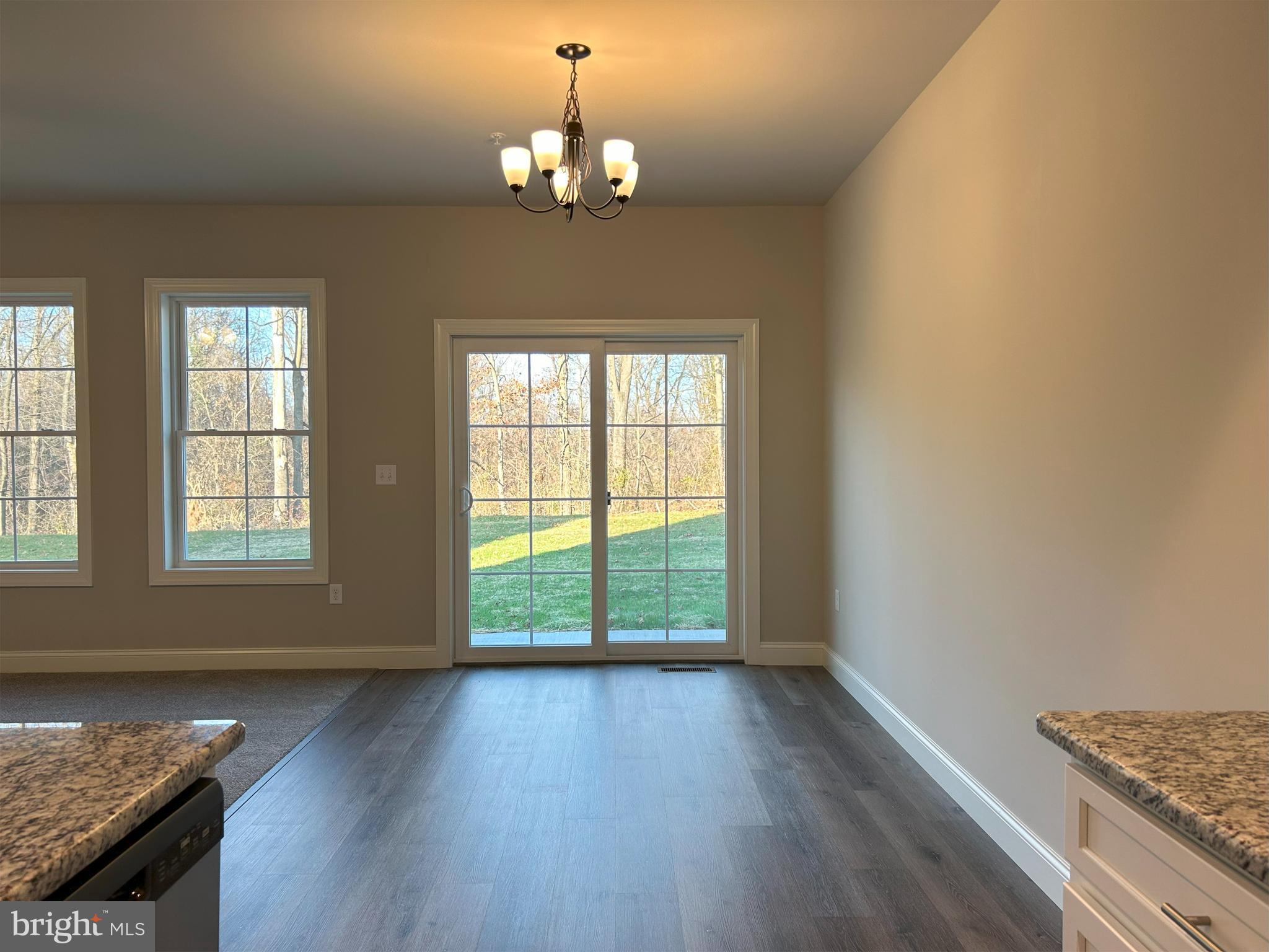 WOODLAND HILLS - Residential