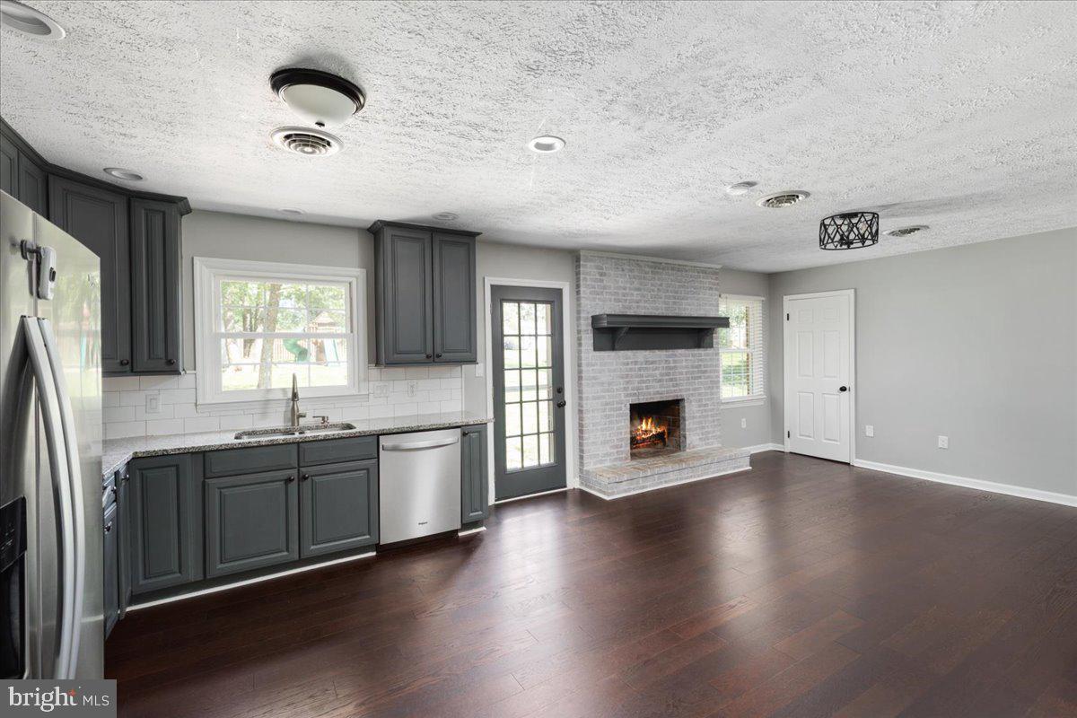 110 OAK RIDGE DRIVE