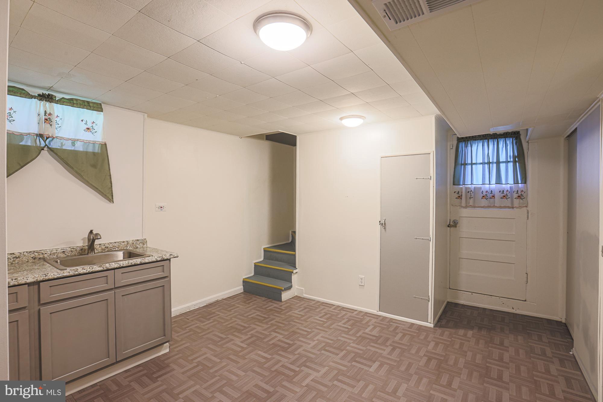 GWYNN OAK - Residential