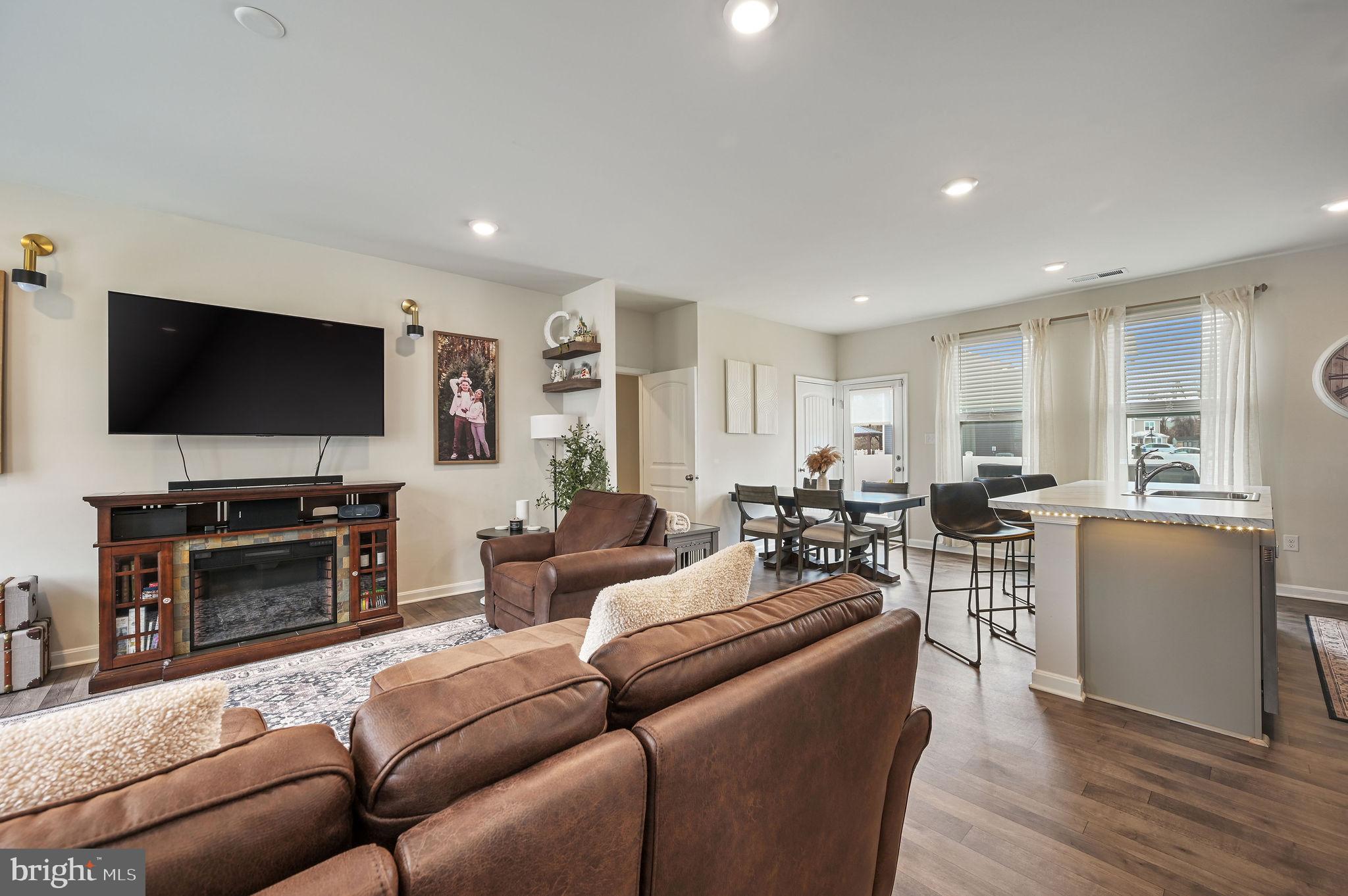 GREENS AT WYOMING - Residential