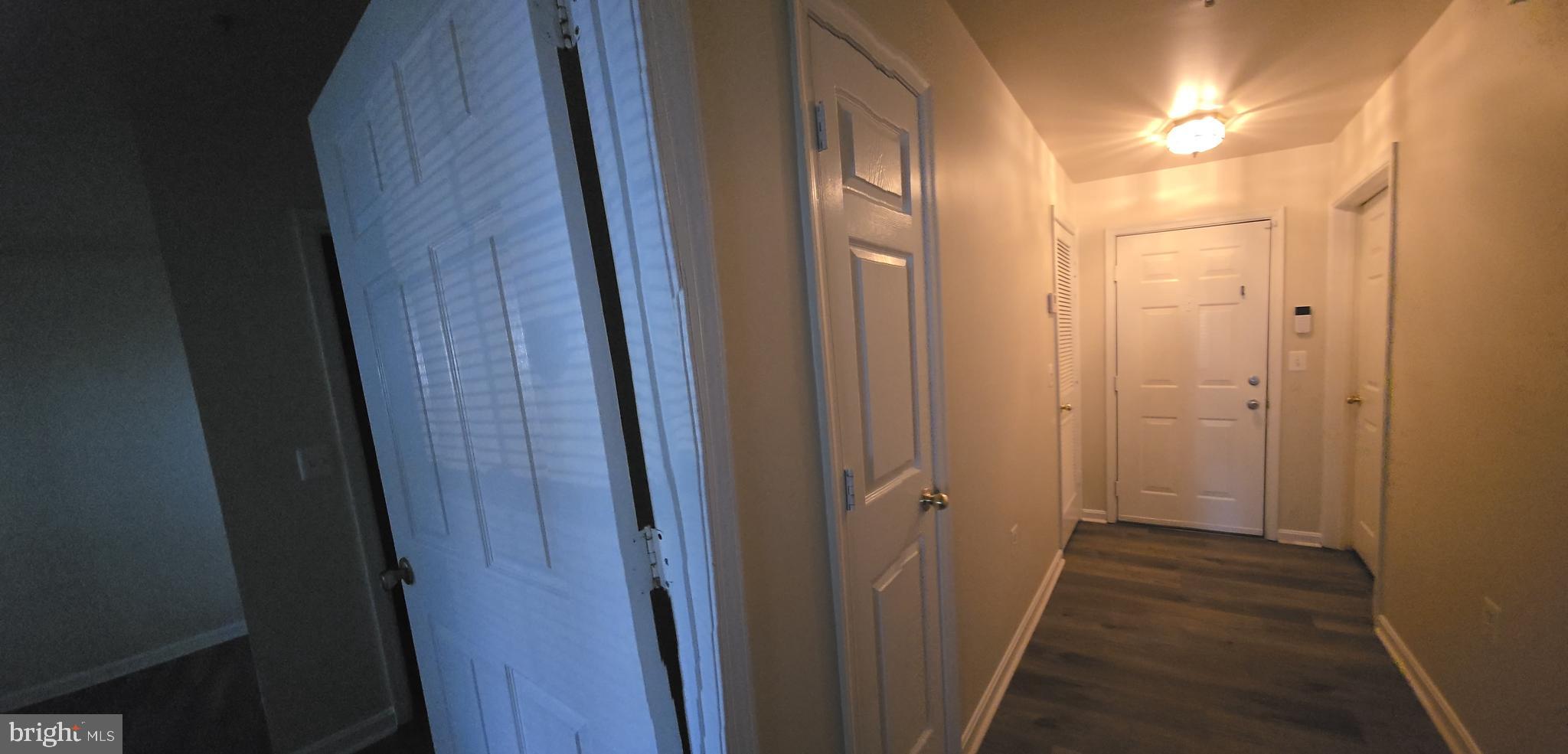 WOODLAND LAKE CONDO - Residential