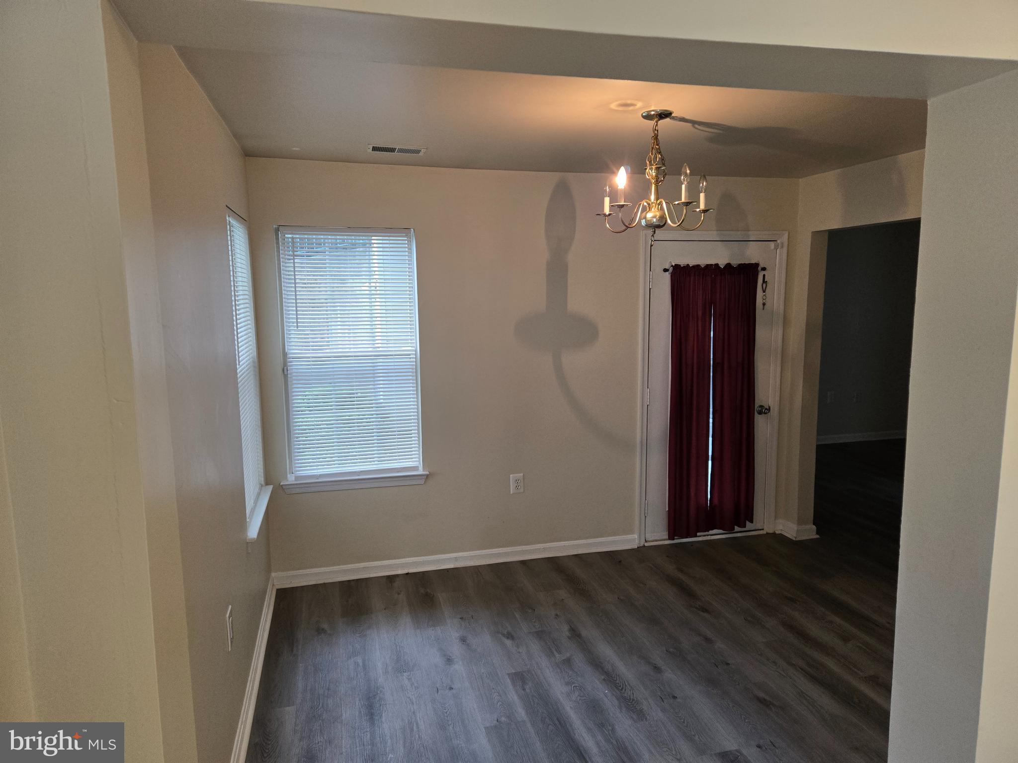 WOODLAND LAKE CONDO - Residential