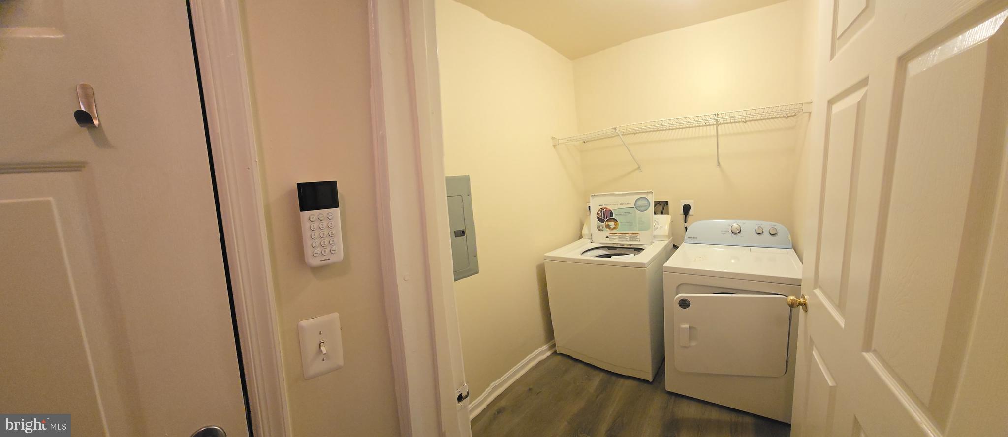 WOODLAND LAKE CONDO - Residential