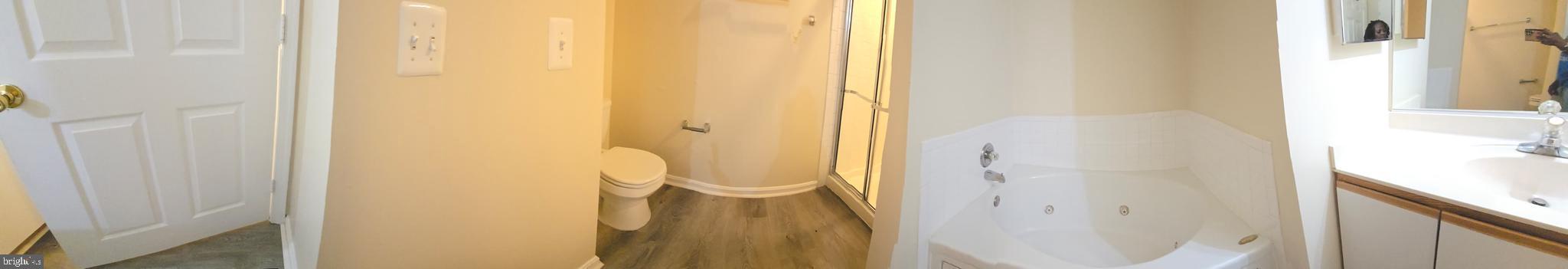 WOODLAND LAKE CONDO - Residential