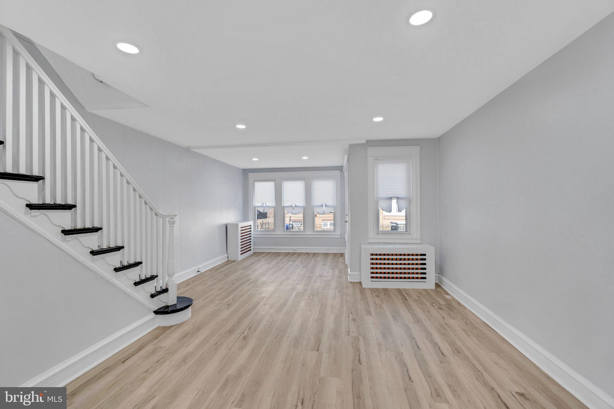 MAYFAIR - Residential Lease