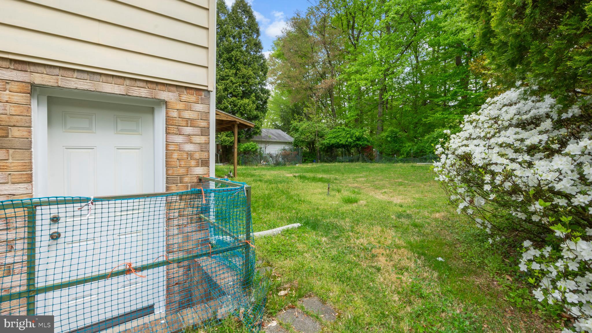 ROCK CREEK MANOR - Residential