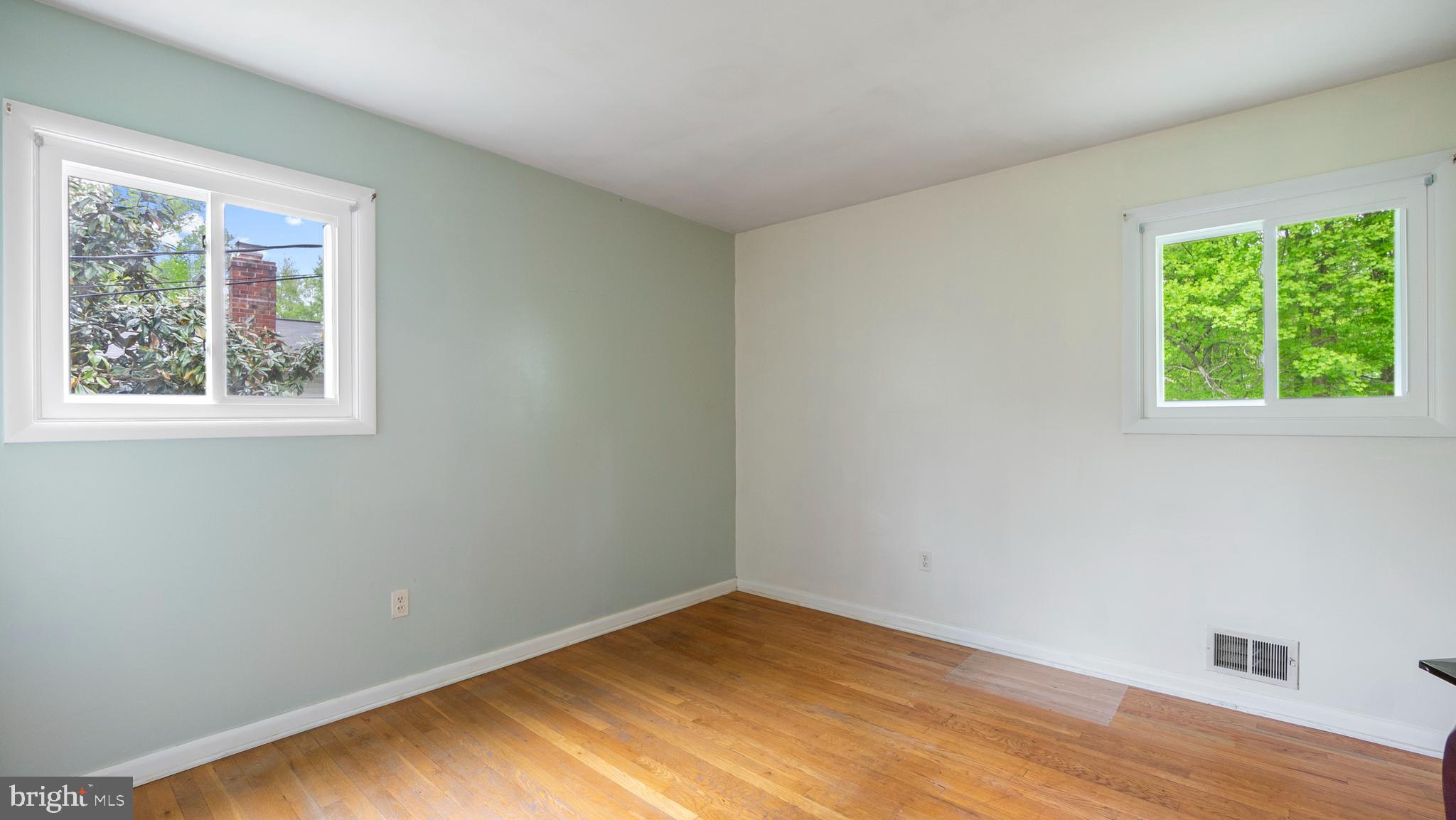 ROCK CREEK MANOR - Residential