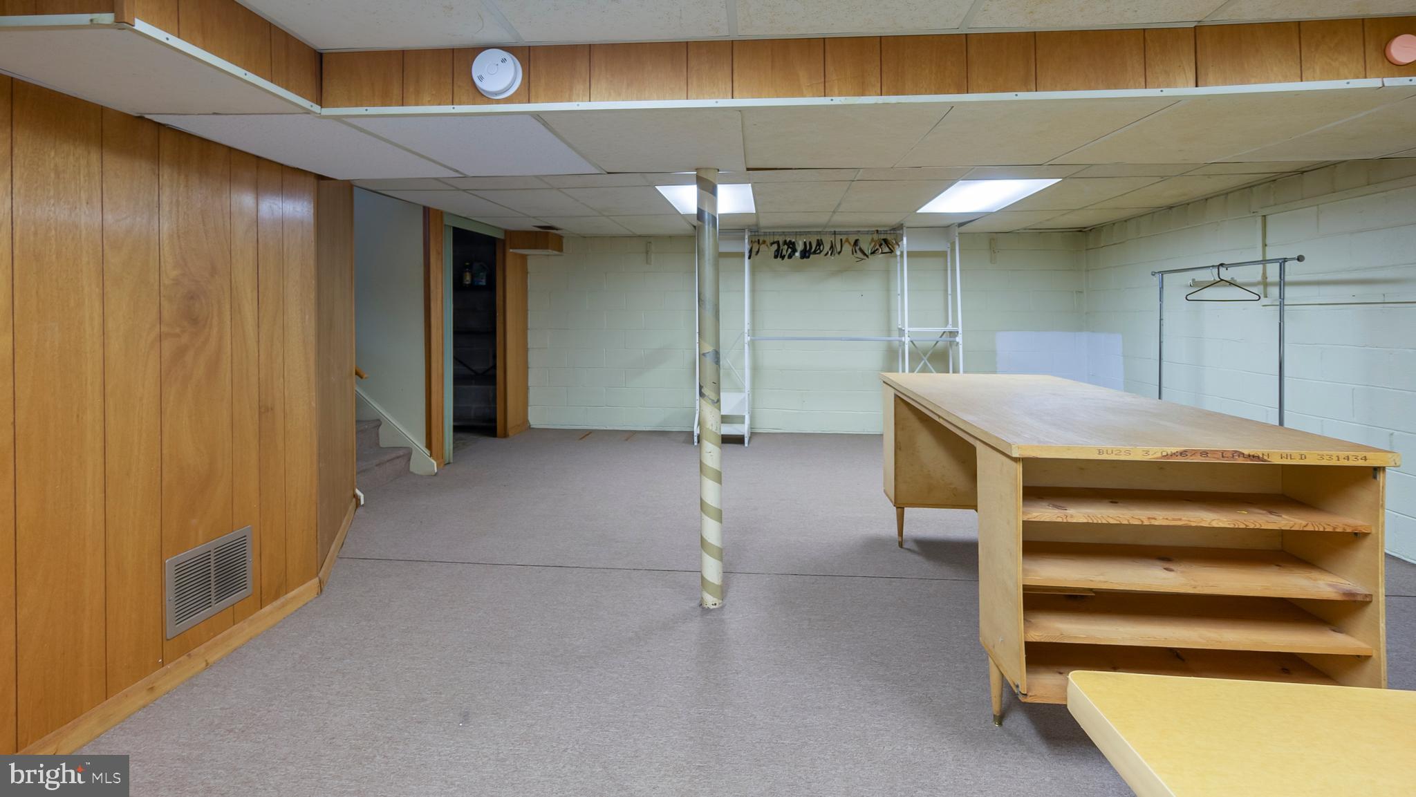 ROCK CREEK MANOR - Residential