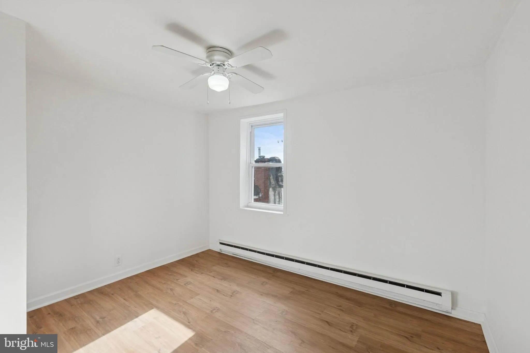 Philadelphia, Pennsylvania 19147, United States, 2 Bedrooms Bedrooms, ,1 BathroomBathrooms,Residential,Active,255251