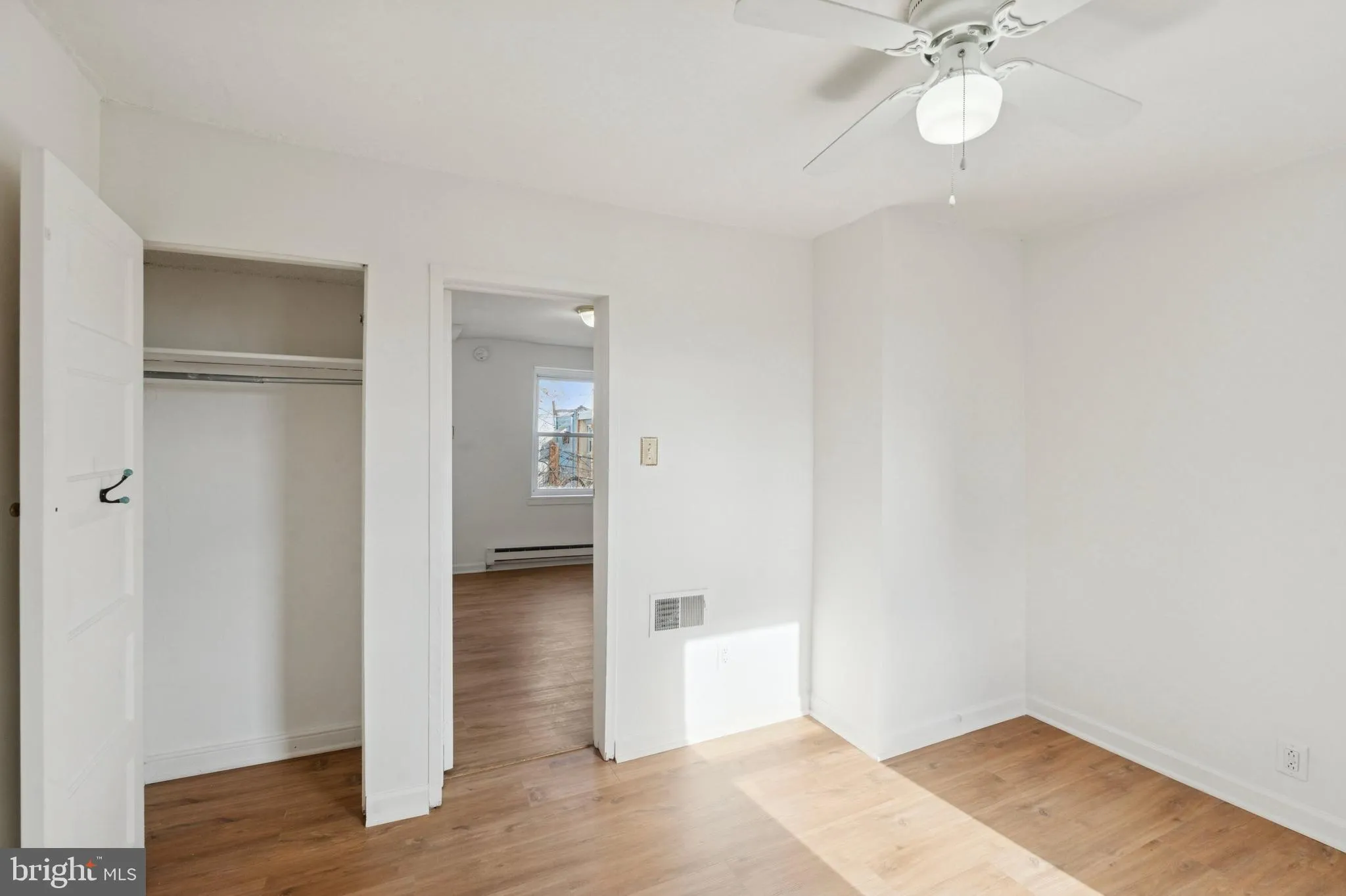 Philadelphia, Pennsylvania 19147, United States, 2 Bedrooms Bedrooms, ,1 BathroomBathrooms,Residential,Active,255251