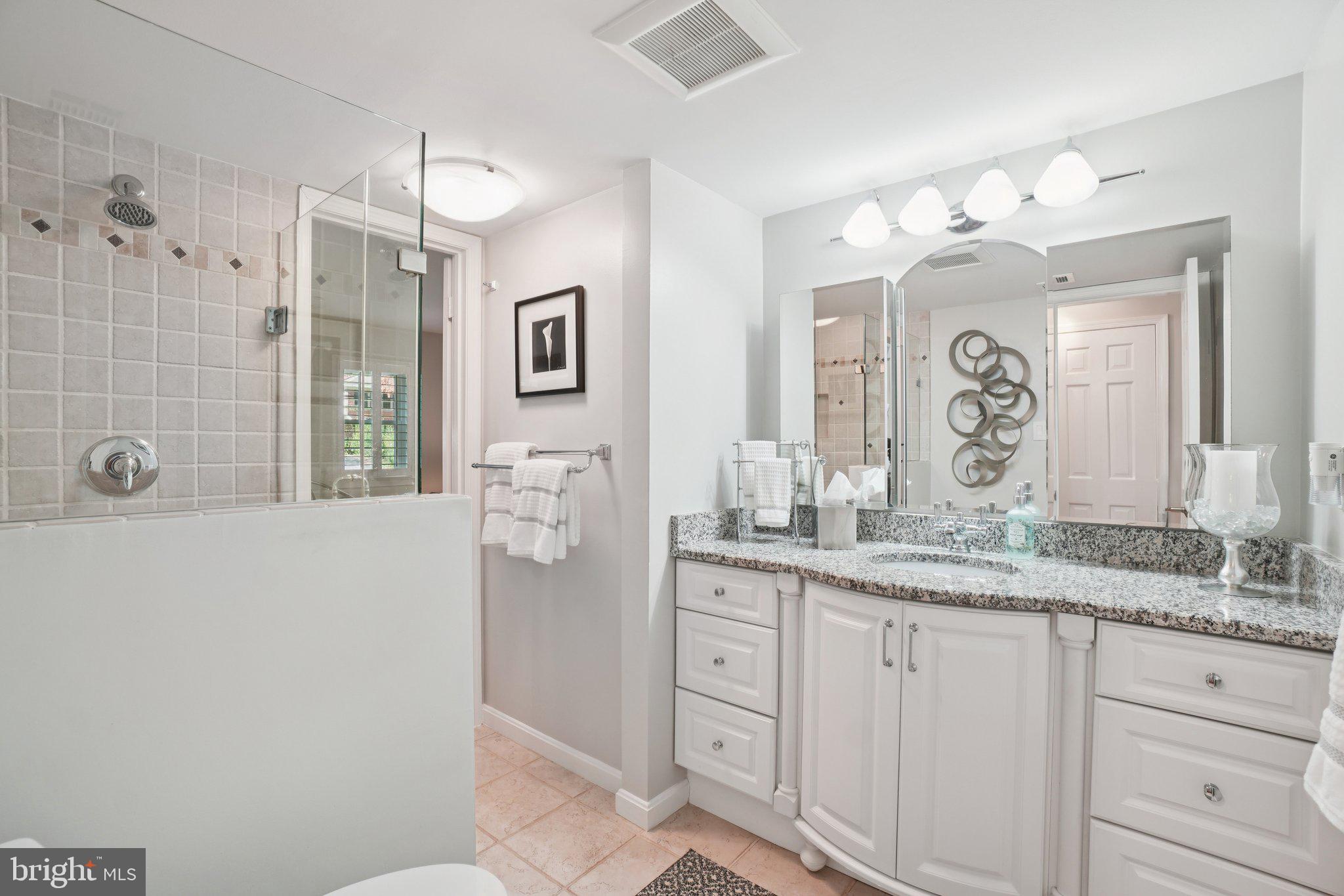 WOLF TRAP WOODS - Residential