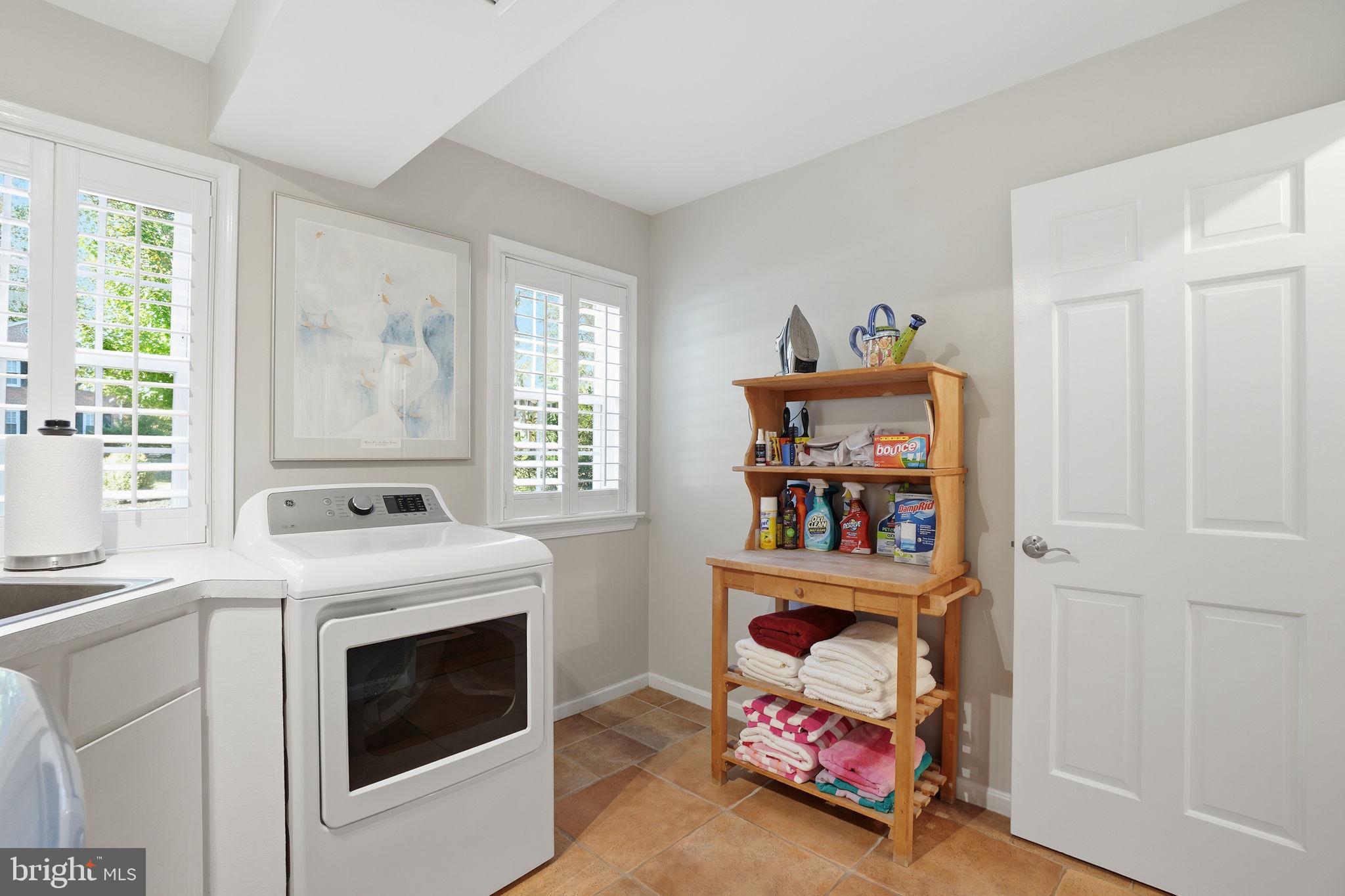 WOLF TRAP WOODS - Residential