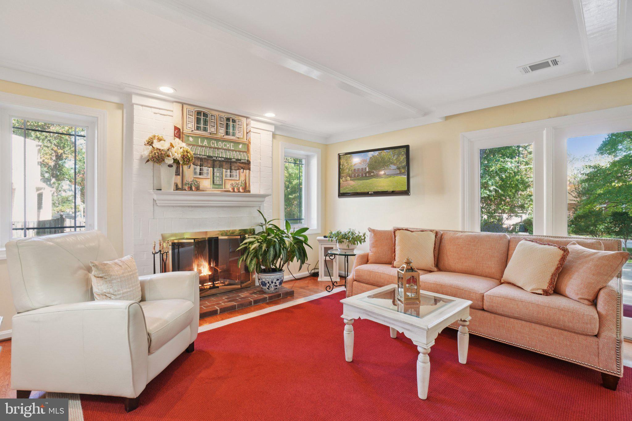 WOLF TRAP WOODS - Residential