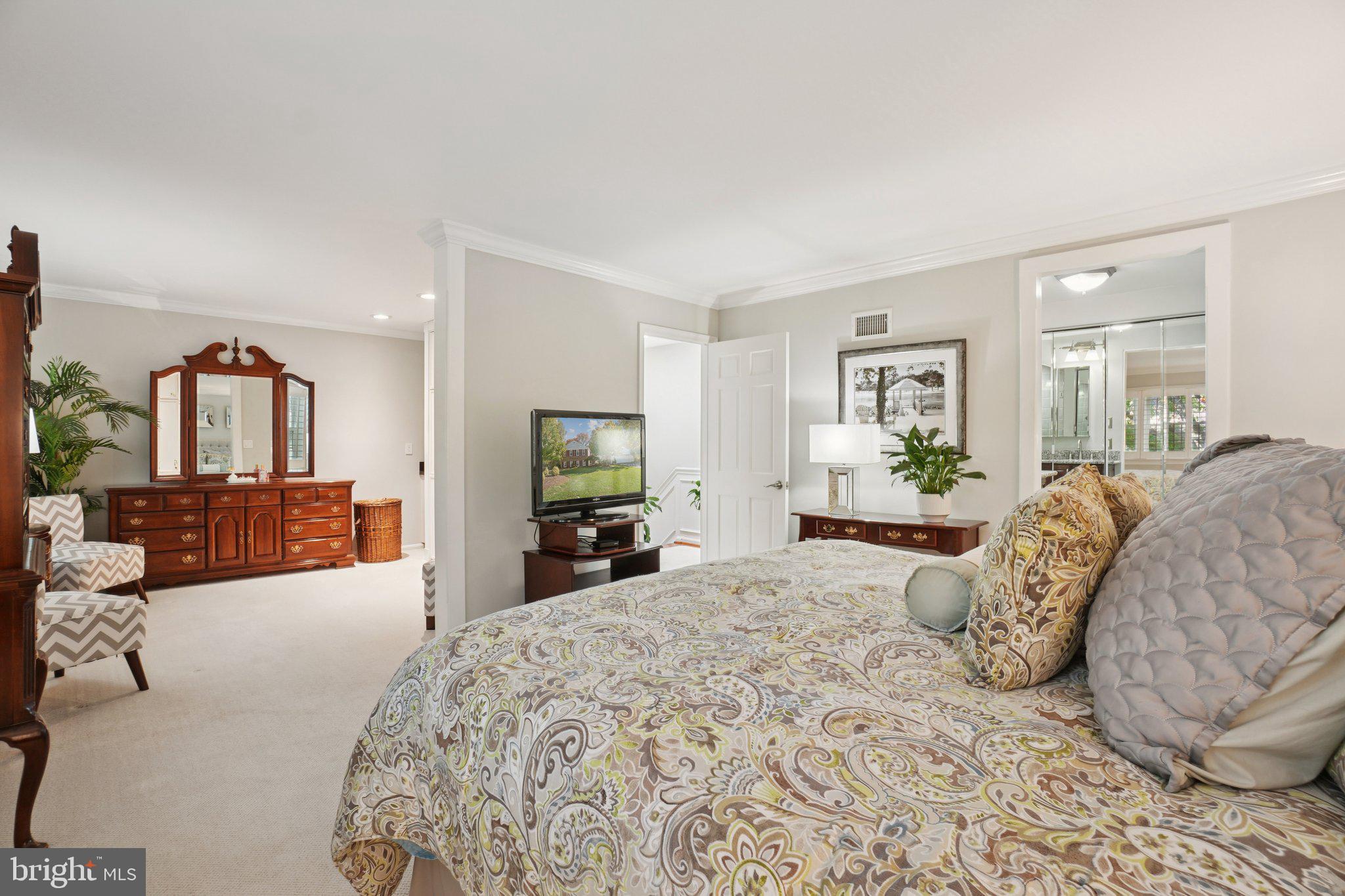 WOLF TRAP WOODS - Residential