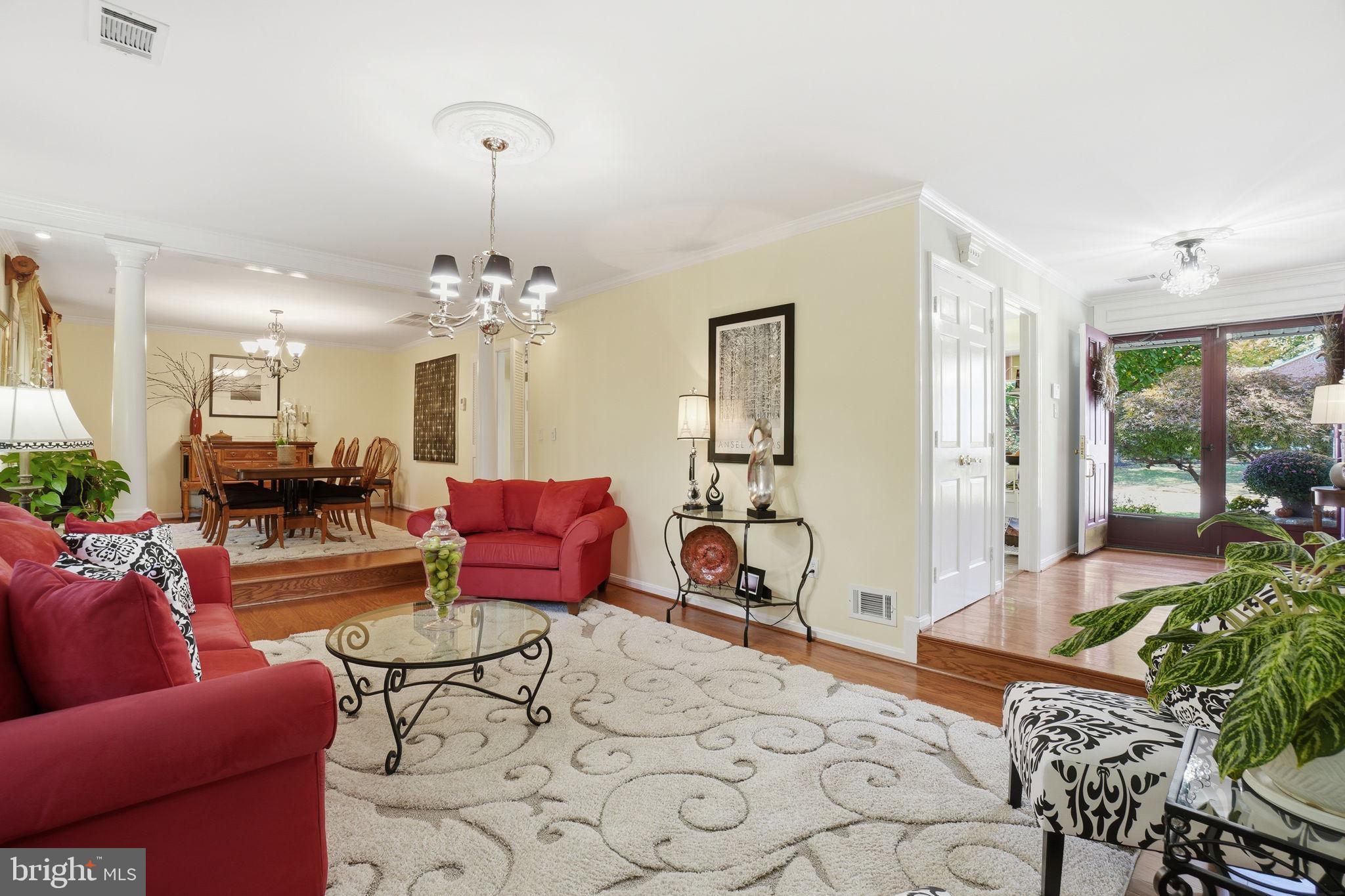 WOLF TRAP WOODS - Residential