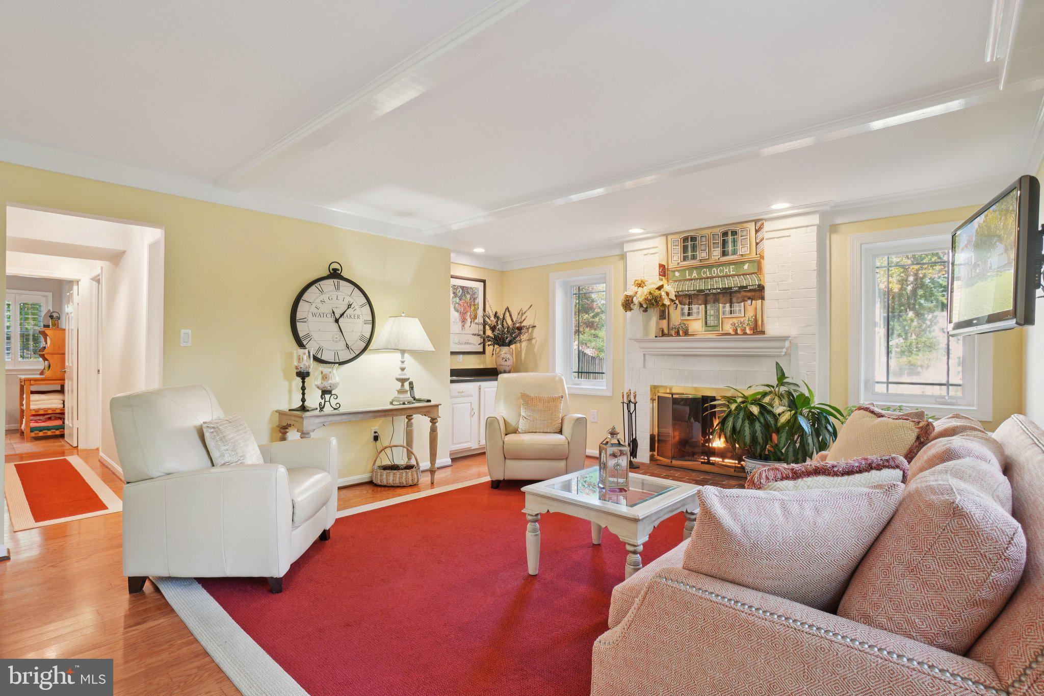 WOLF TRAP WOODS - Residential