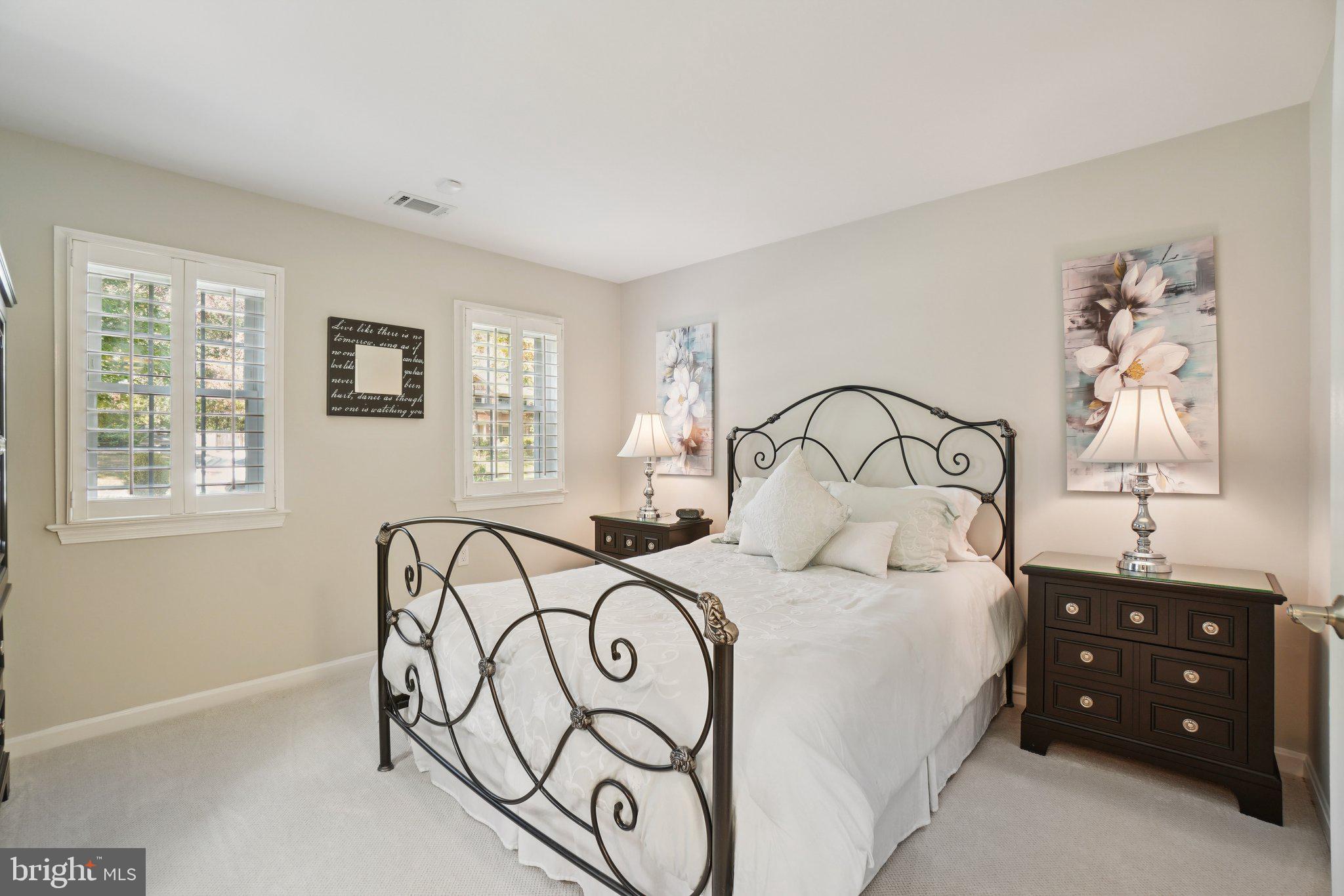 WOLF TRAP WOODS - Residential