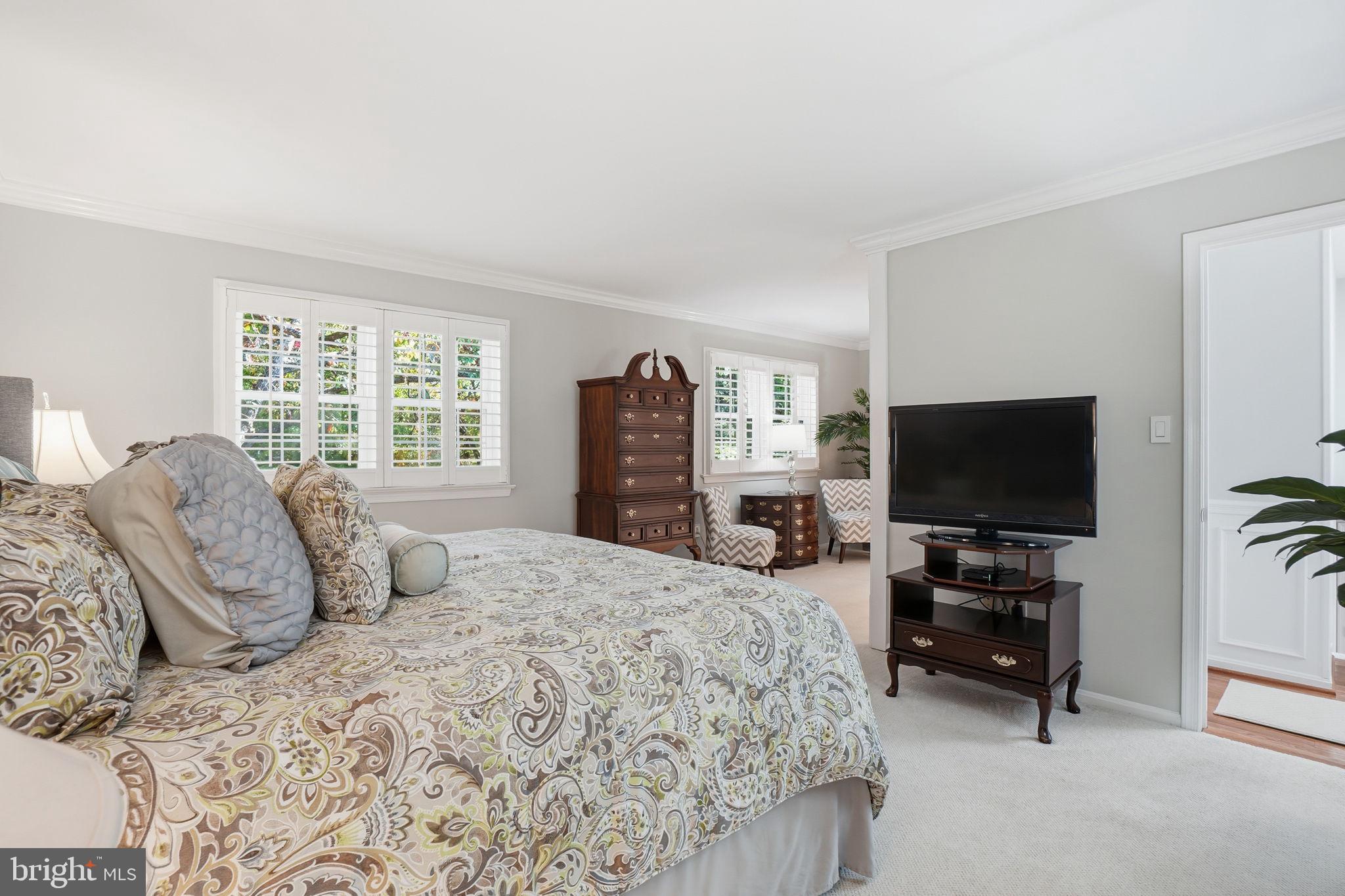 WOLF TRAP WOODS - Residential