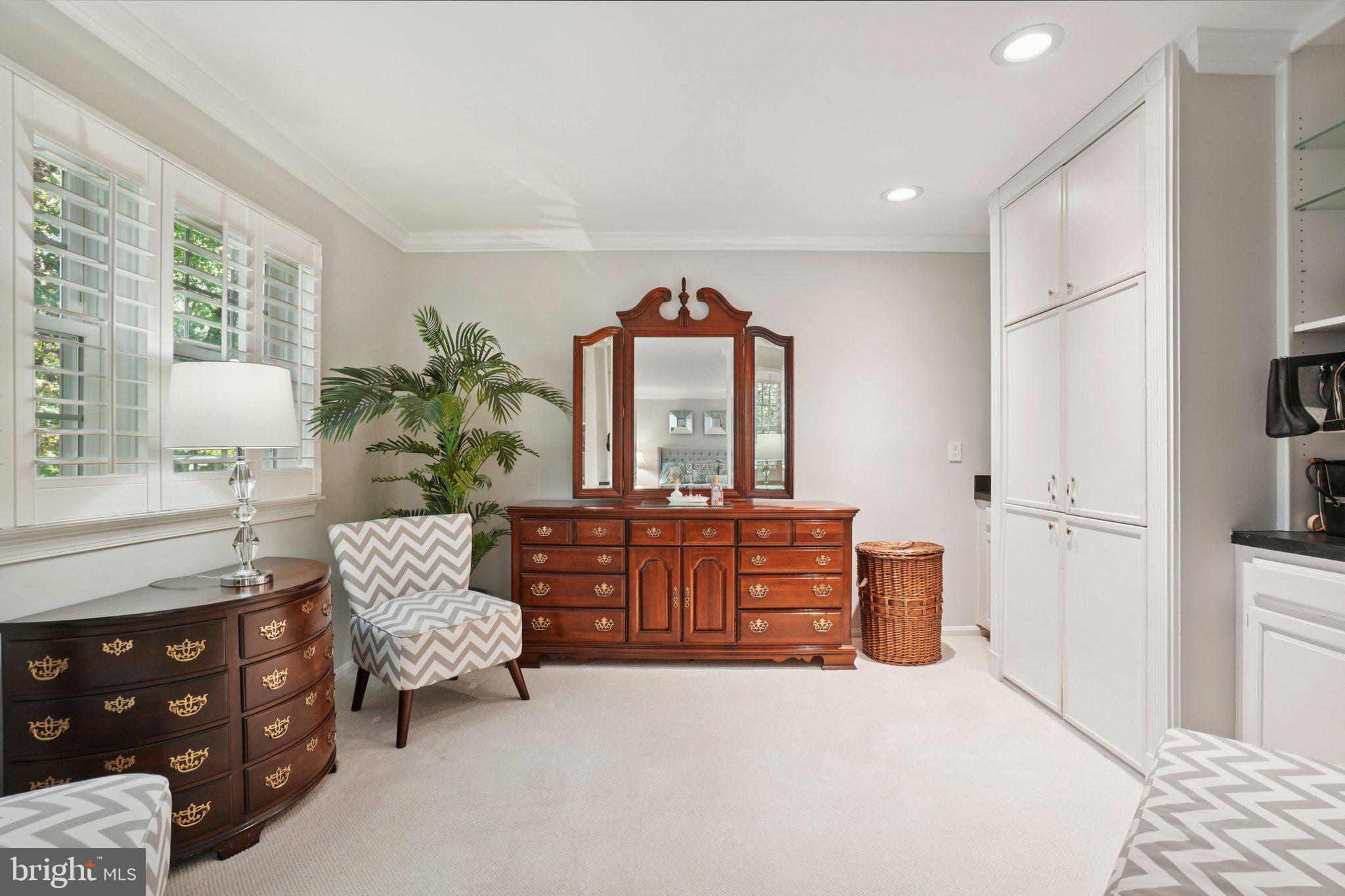 WOLF TRAP WOODS - Residential