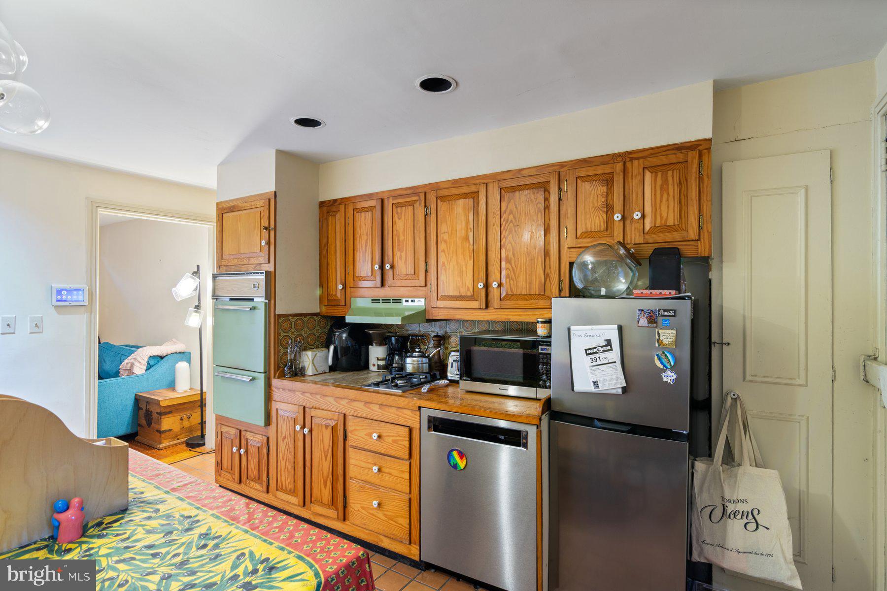 BROMO ARTS DISTRICT - Residential Lease