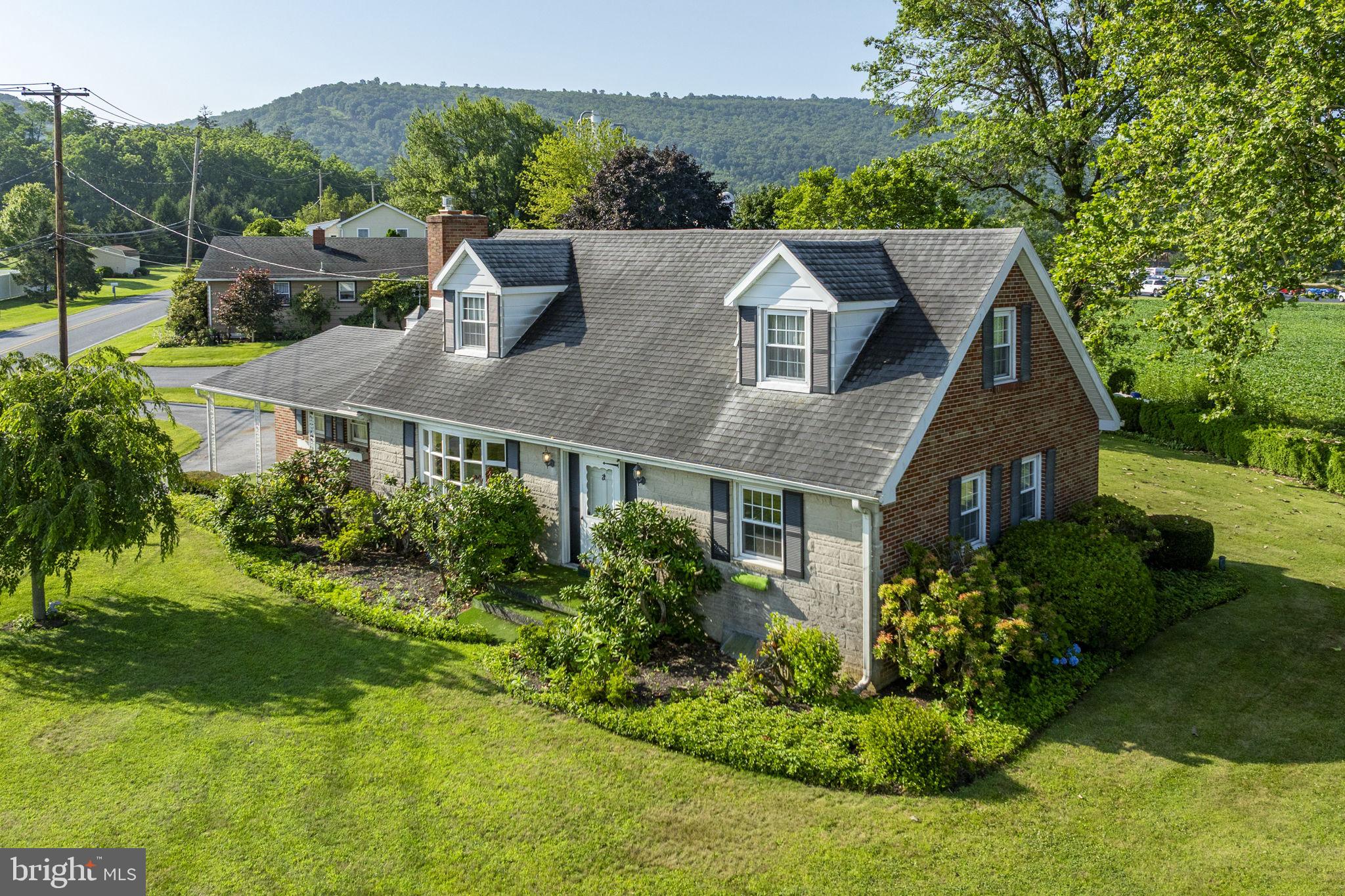 279 S SHERIDAN ROAD