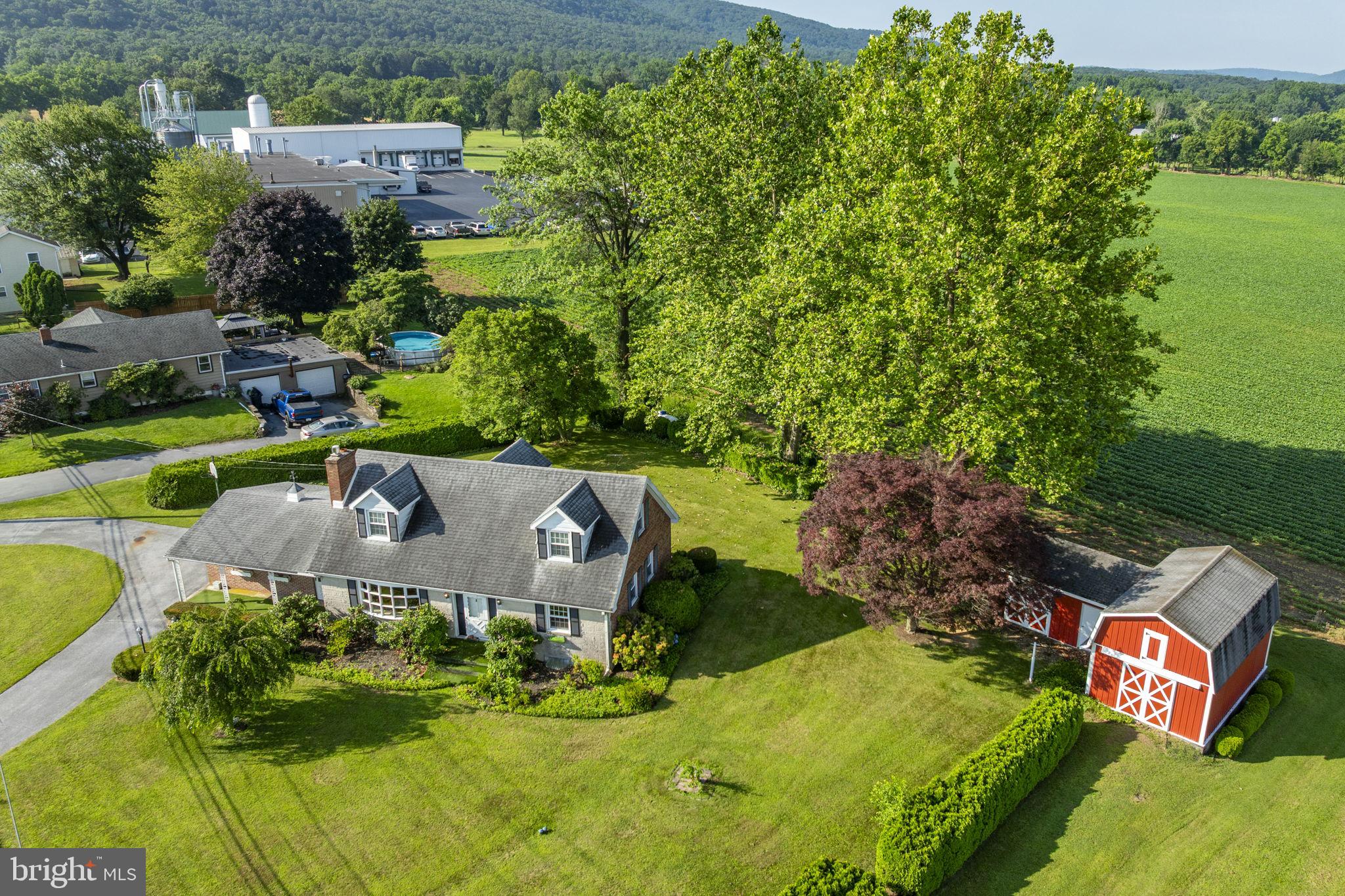 279 S SHERIDAN ROAD