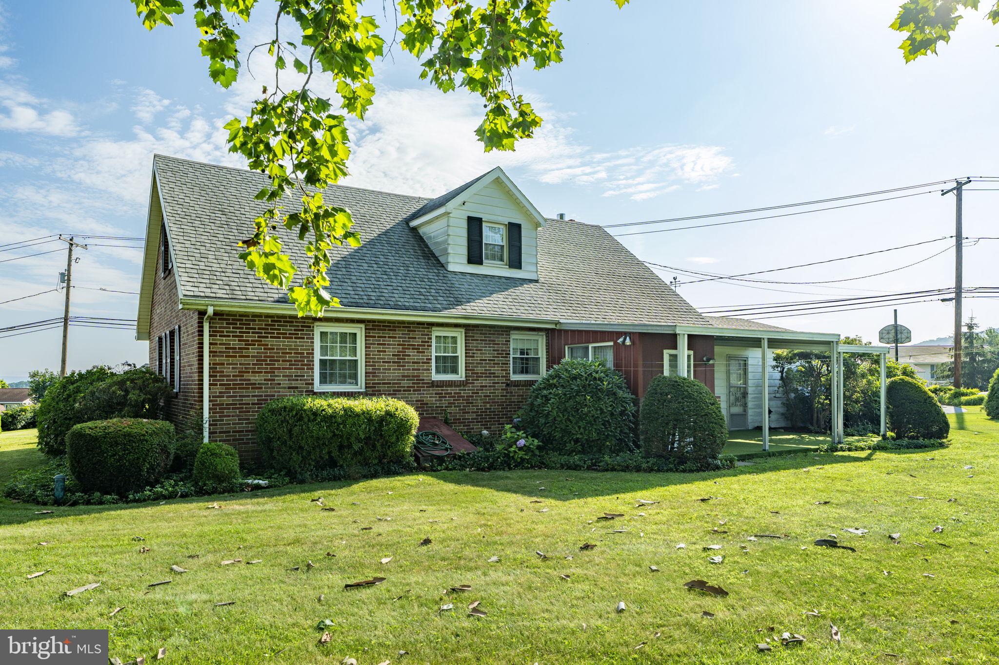 279 S SHERIDAN ROAD