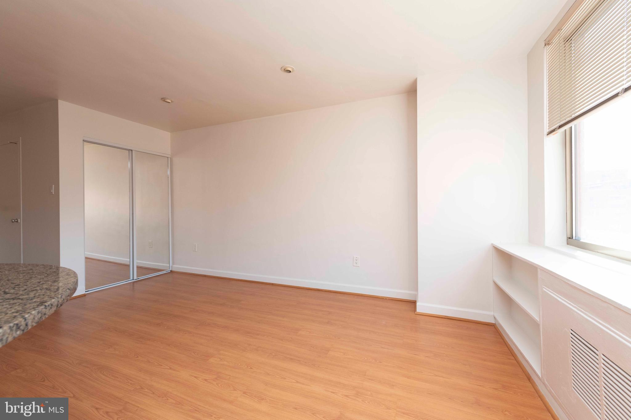 ROSSLYN - Residential Lease