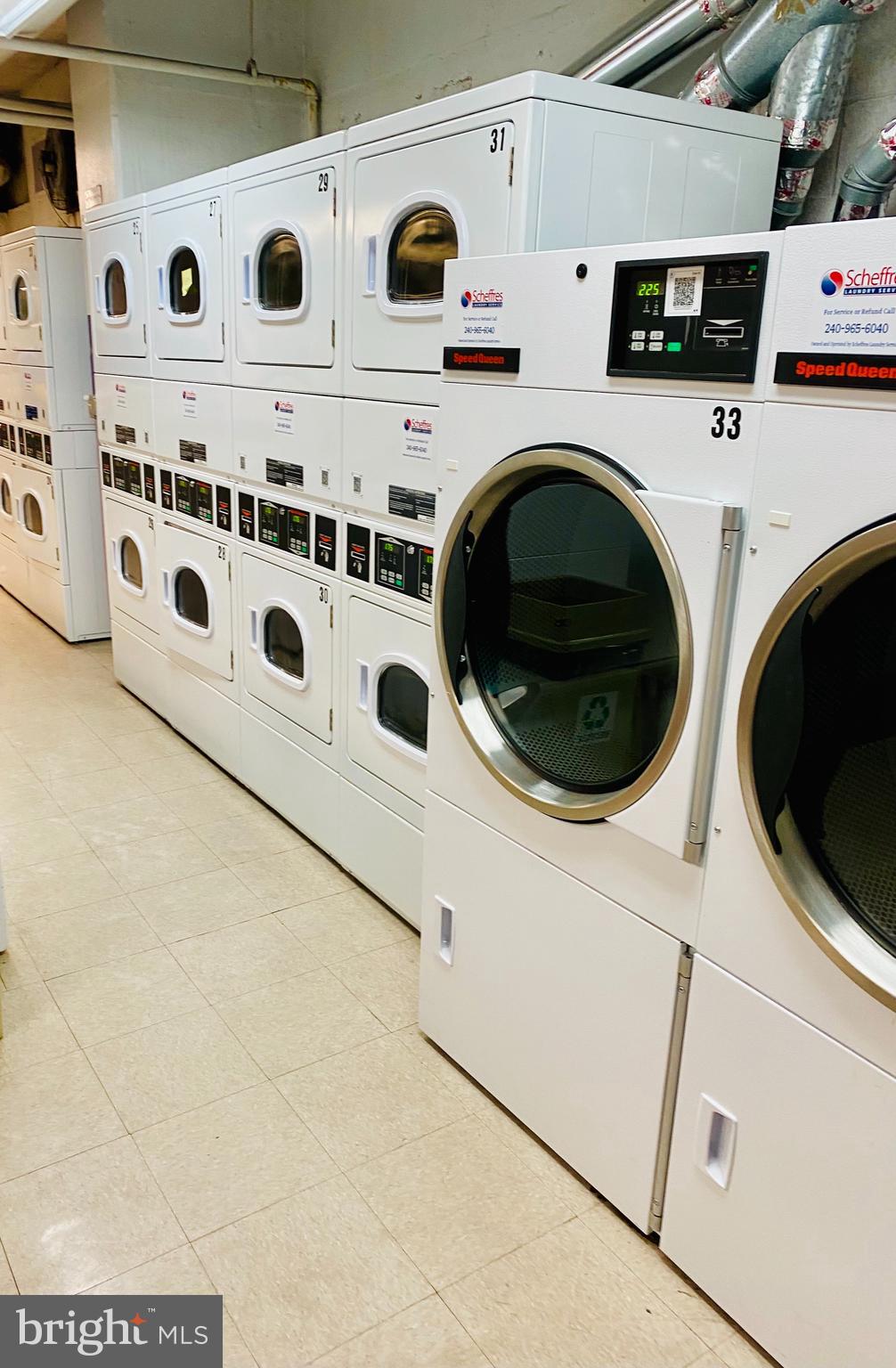 ROSSLYN - Residential Lease