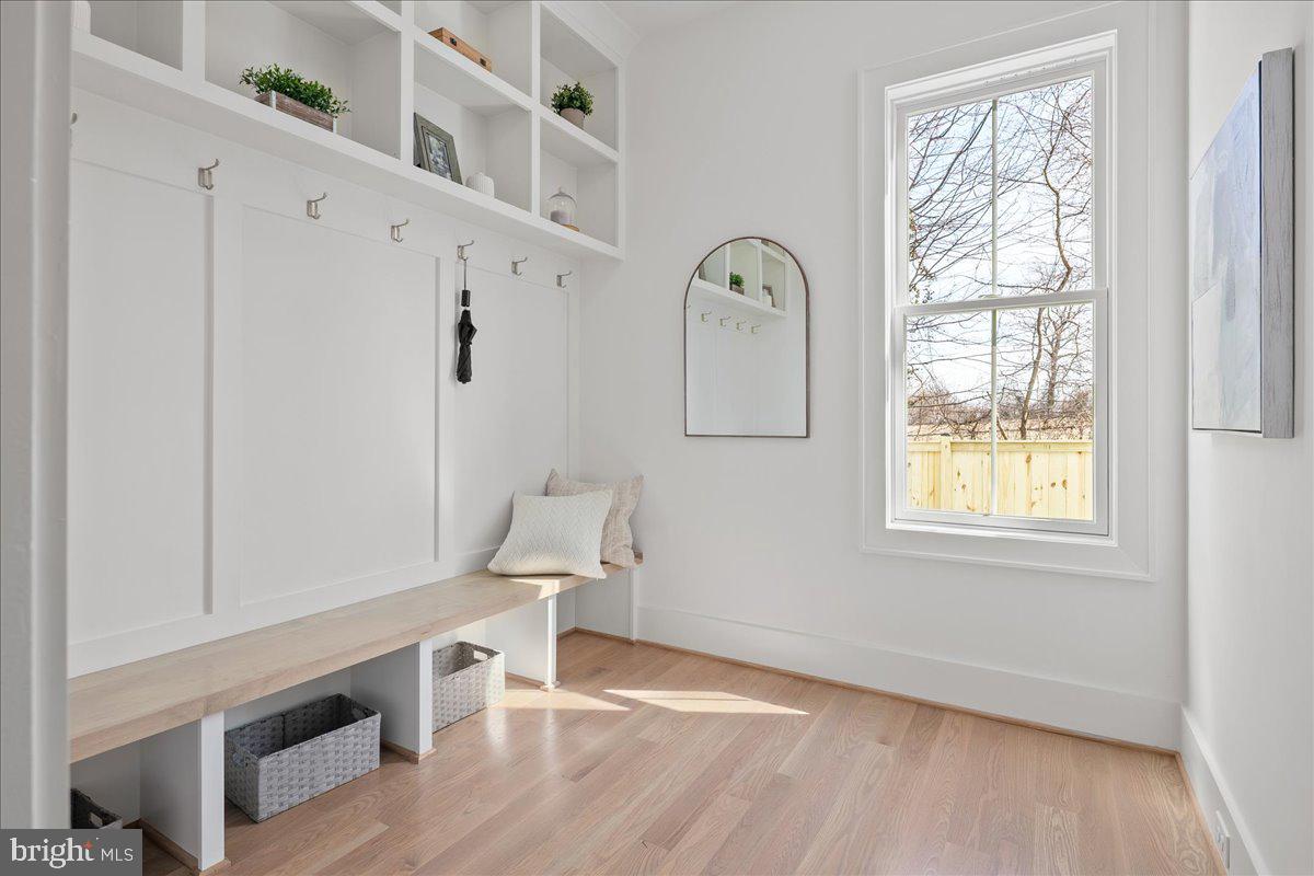 MONTOUR HEIGHTS - Residential