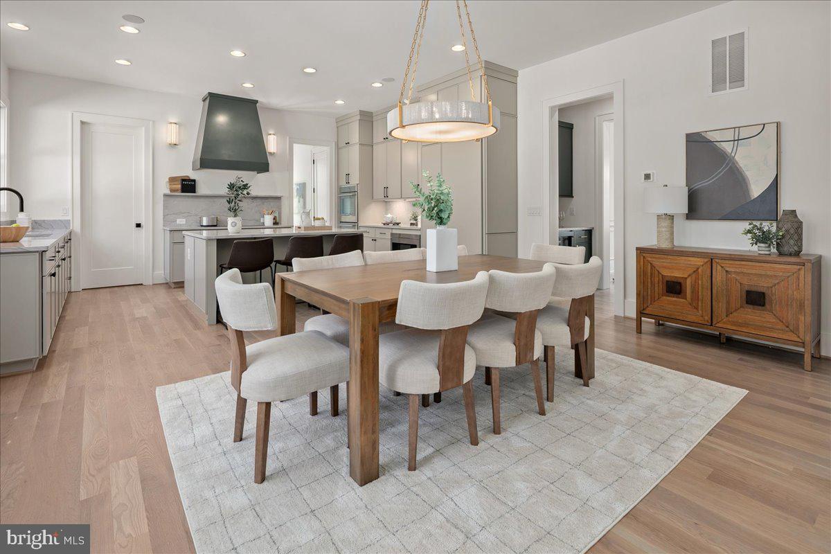 MONTOUR HEIGHTS - Residential