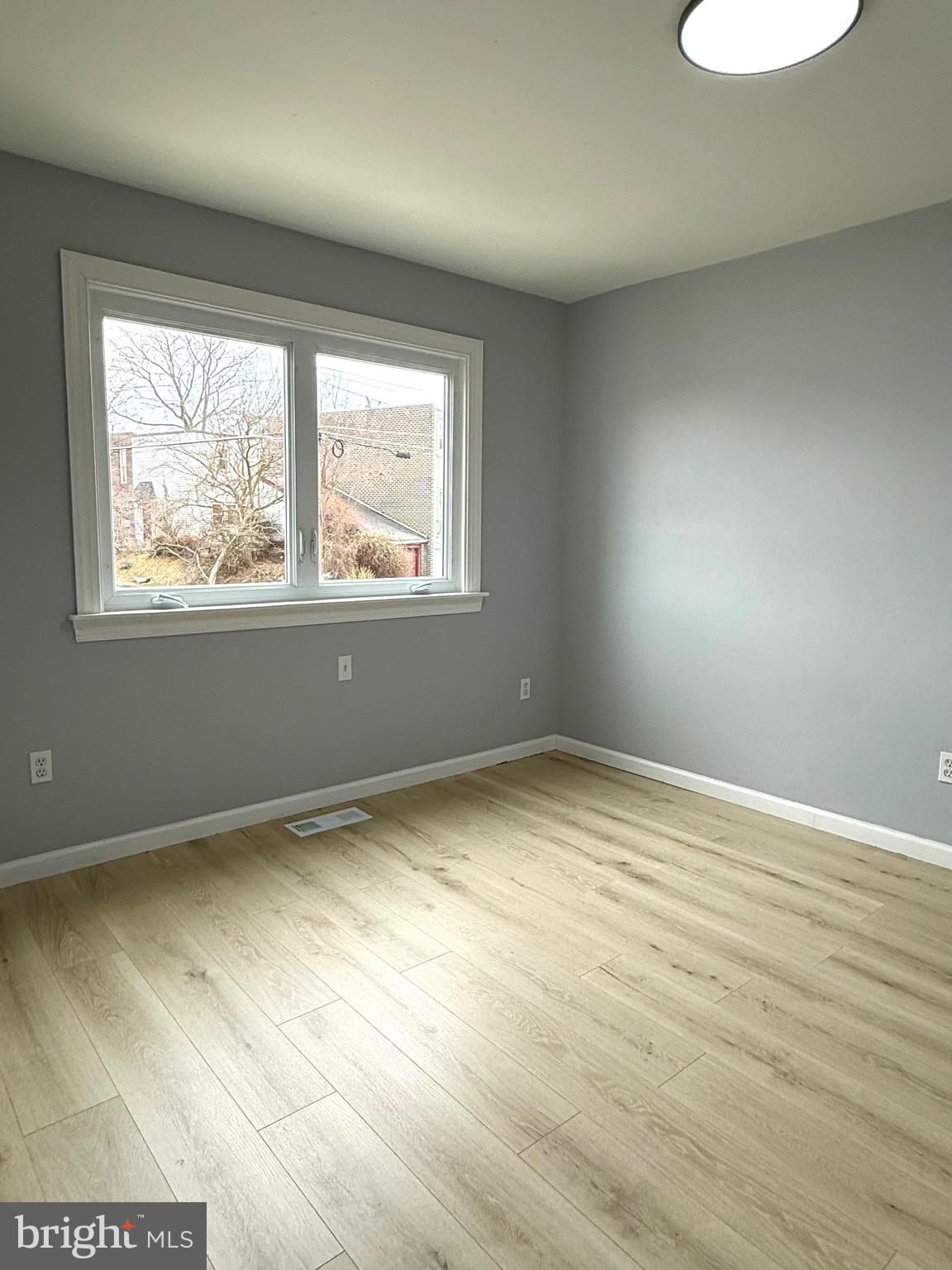 MILLBROOK - Residential