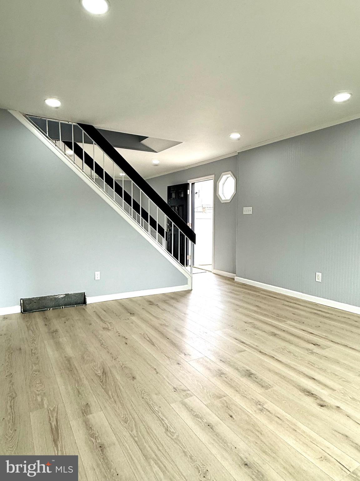 MILLBROOK - Residential