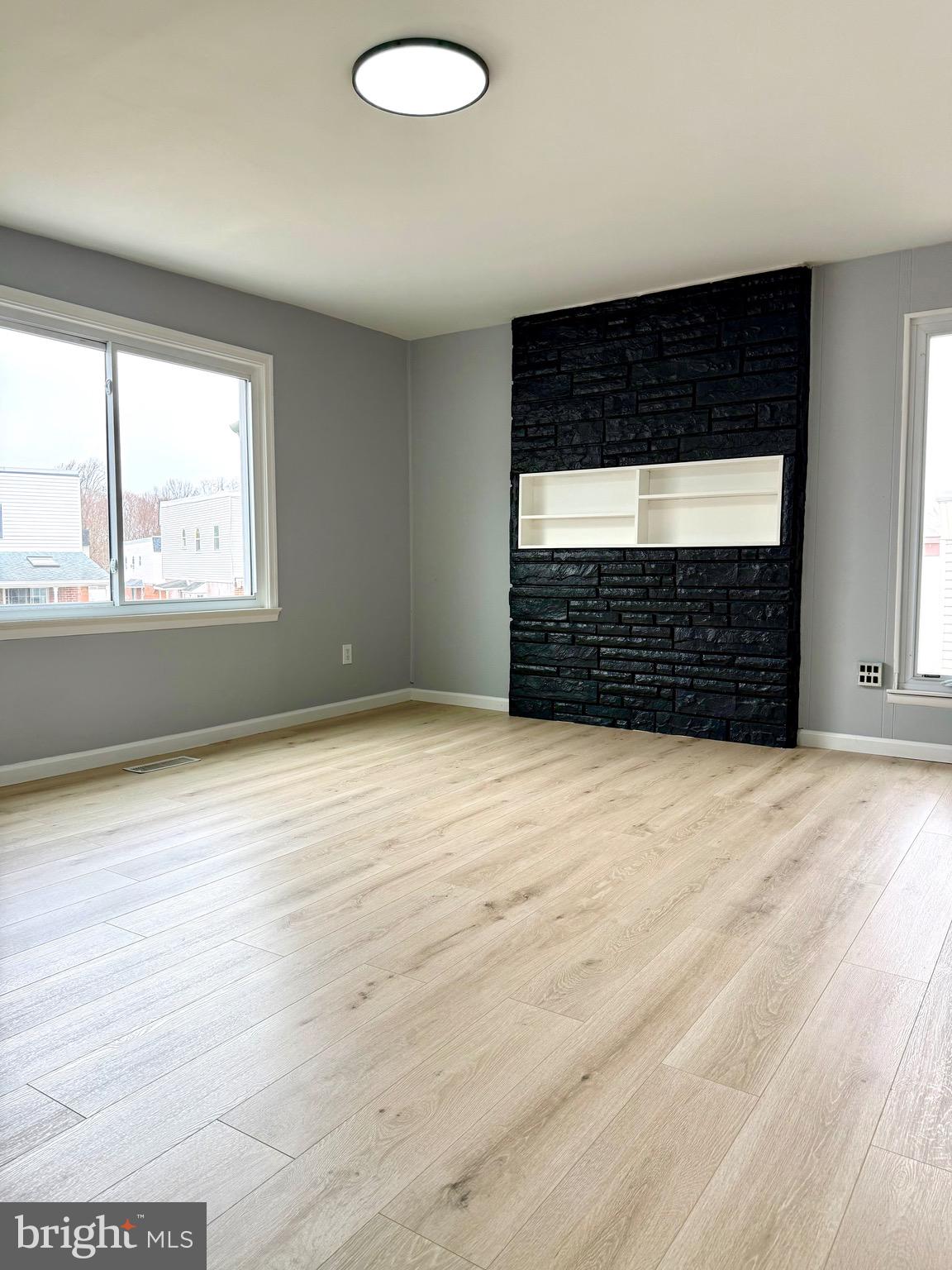 MILLBROOK - Residential