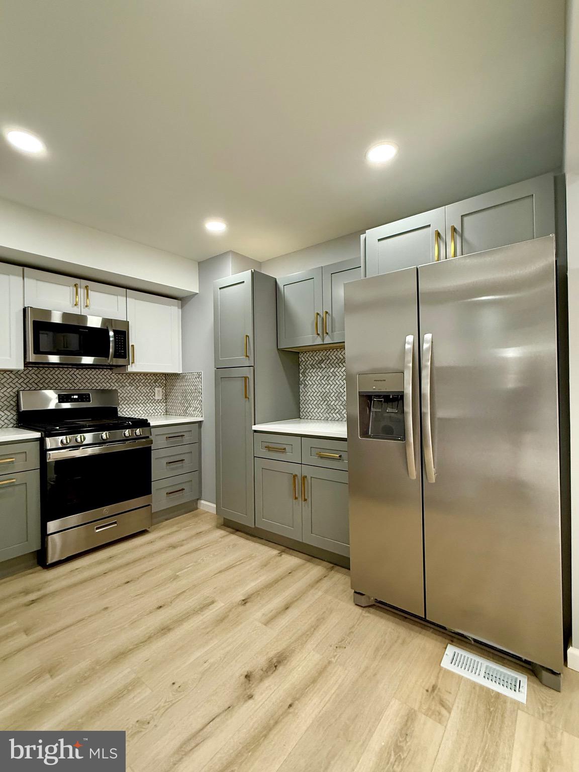 MILLBROOK - Residential