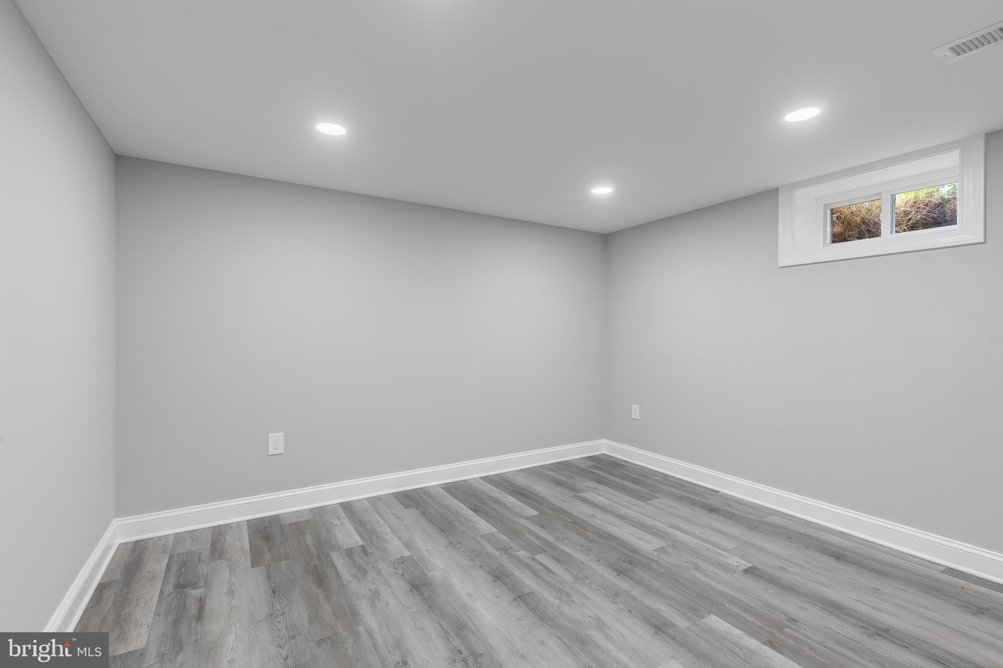 WESTVIEW PARK - Residential