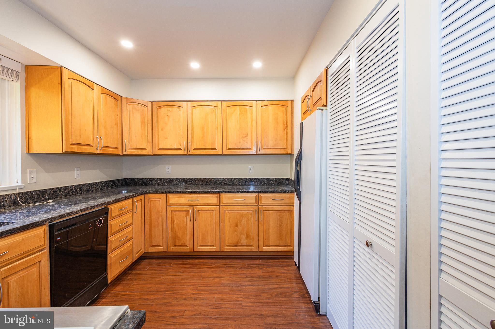 EASTPORT - Residential