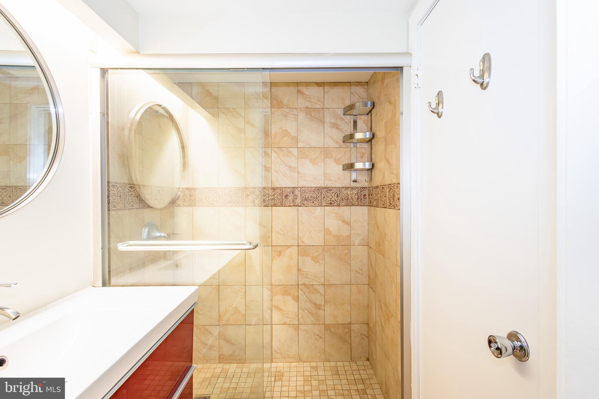 EASTPORT - Residential