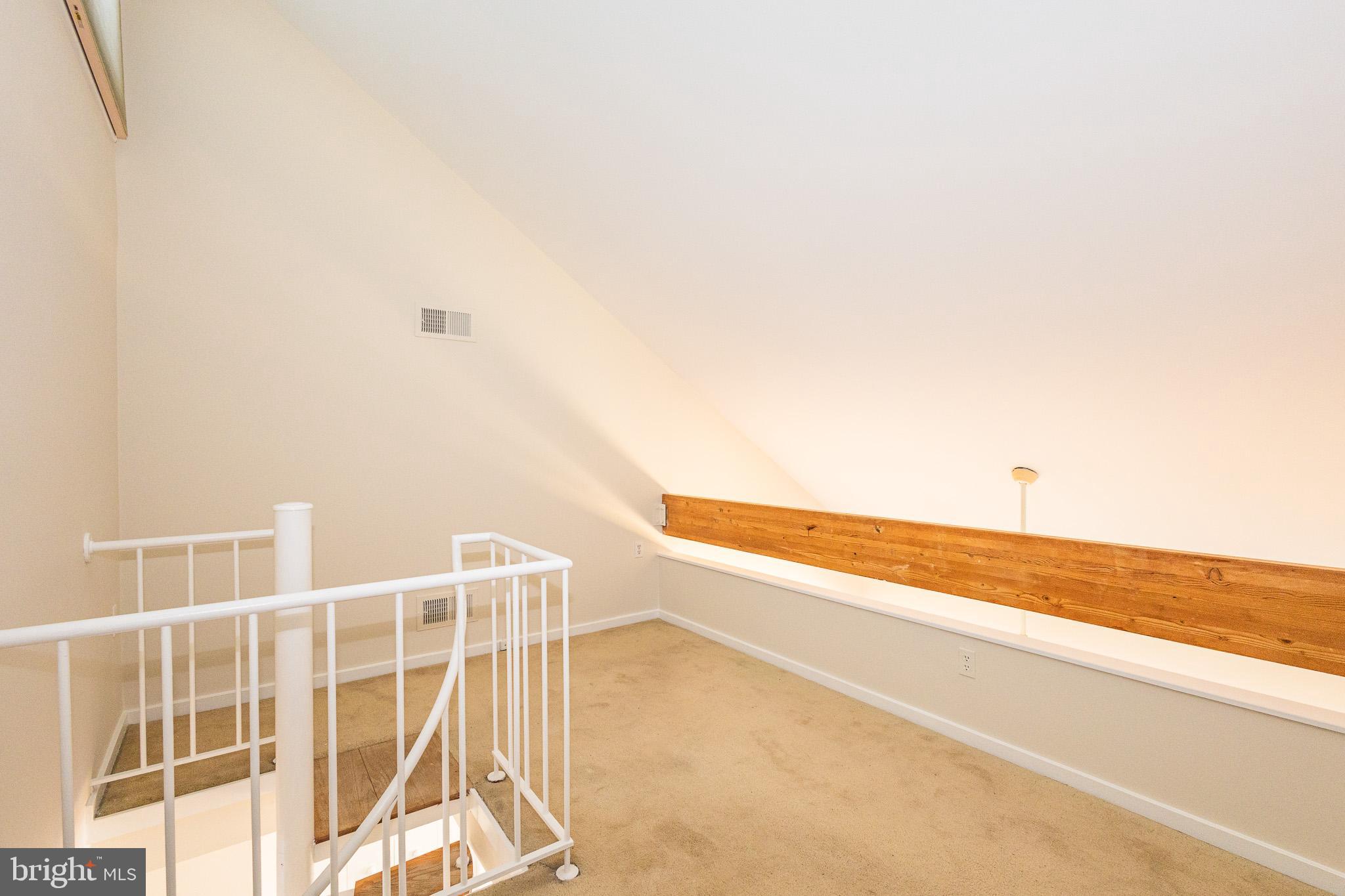 EASTPORT - Residential